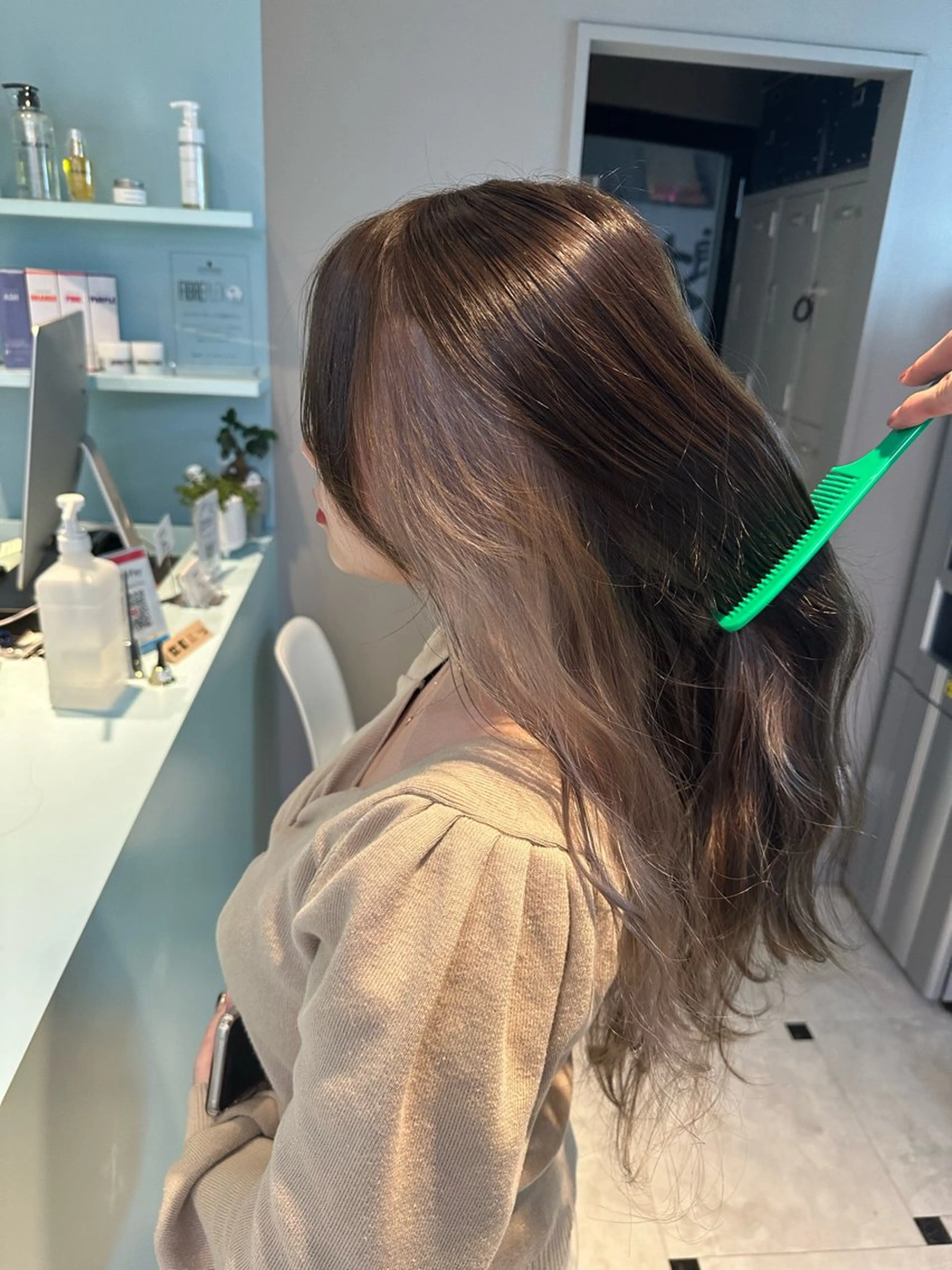 ロング カラー 🪄池袋ハイトーン 🪄ブリーチカラーのヘアスタイル