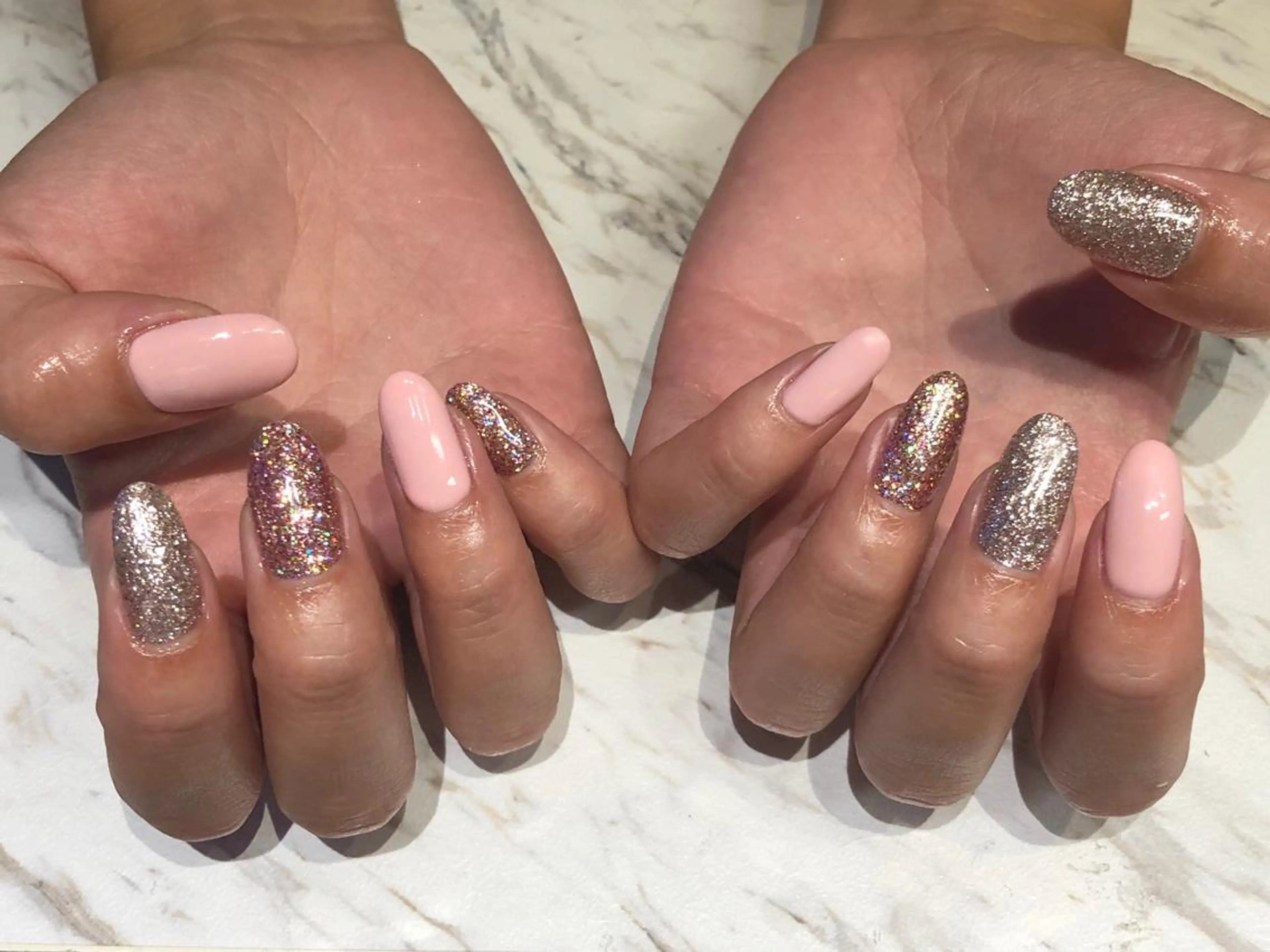 ネイル crestnail所属・小林 束紗のネイルデザイン