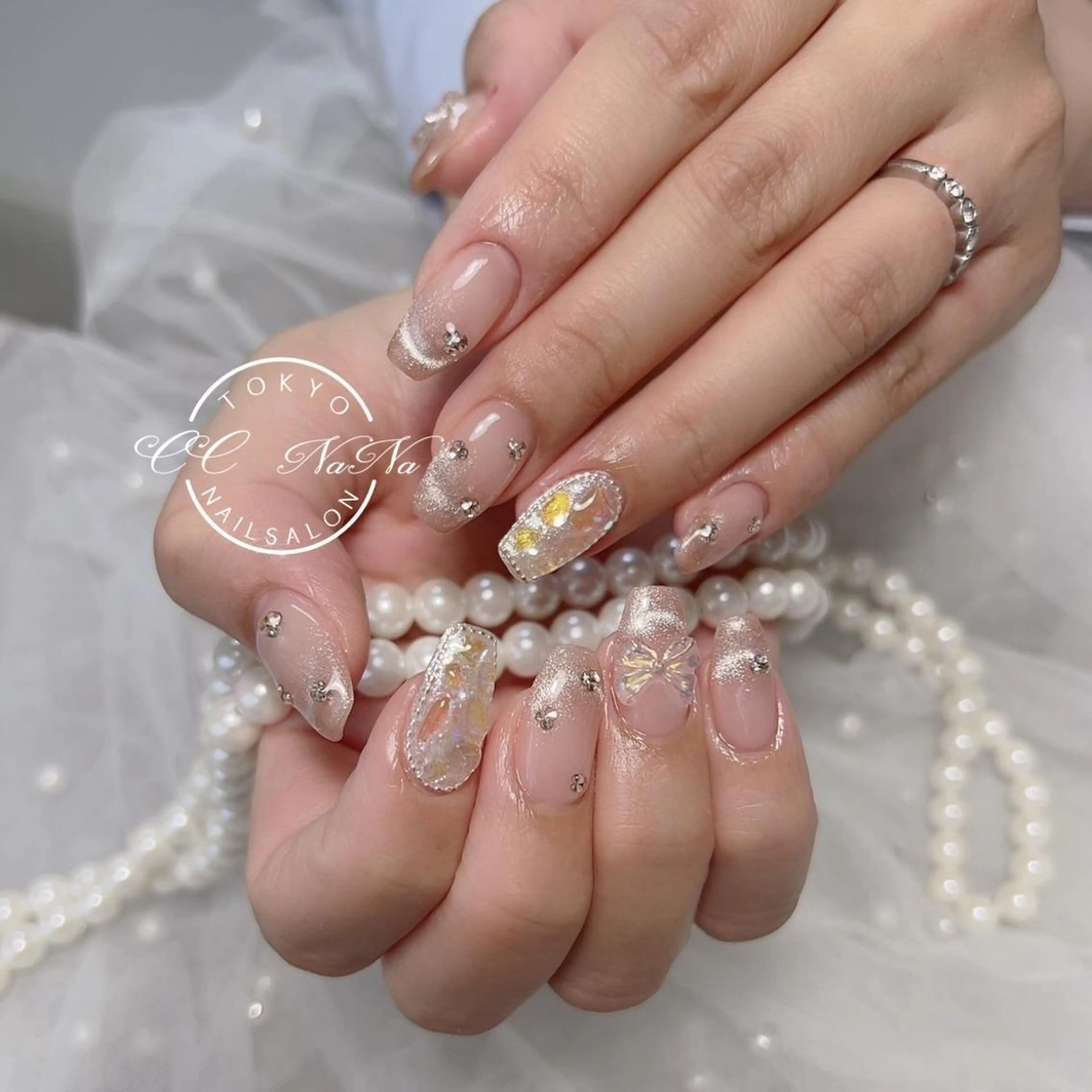 ネイル ハンドネイル CC  NaNa ワンホンネイル🌙Nのネイルデザイン