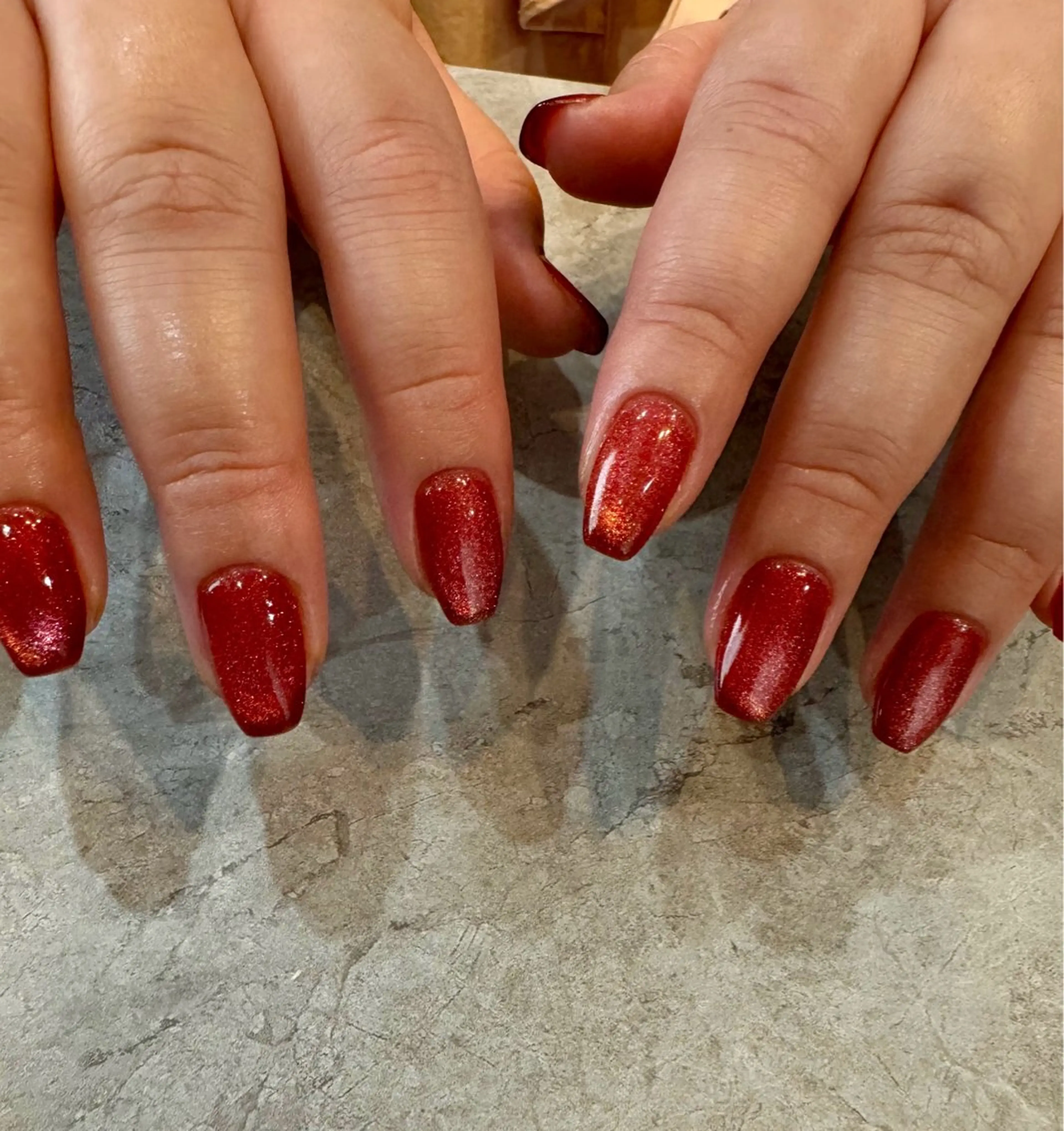 ネイル マグネットネイル 赤色 ハンドネイル Blé nailのネイルデザイン