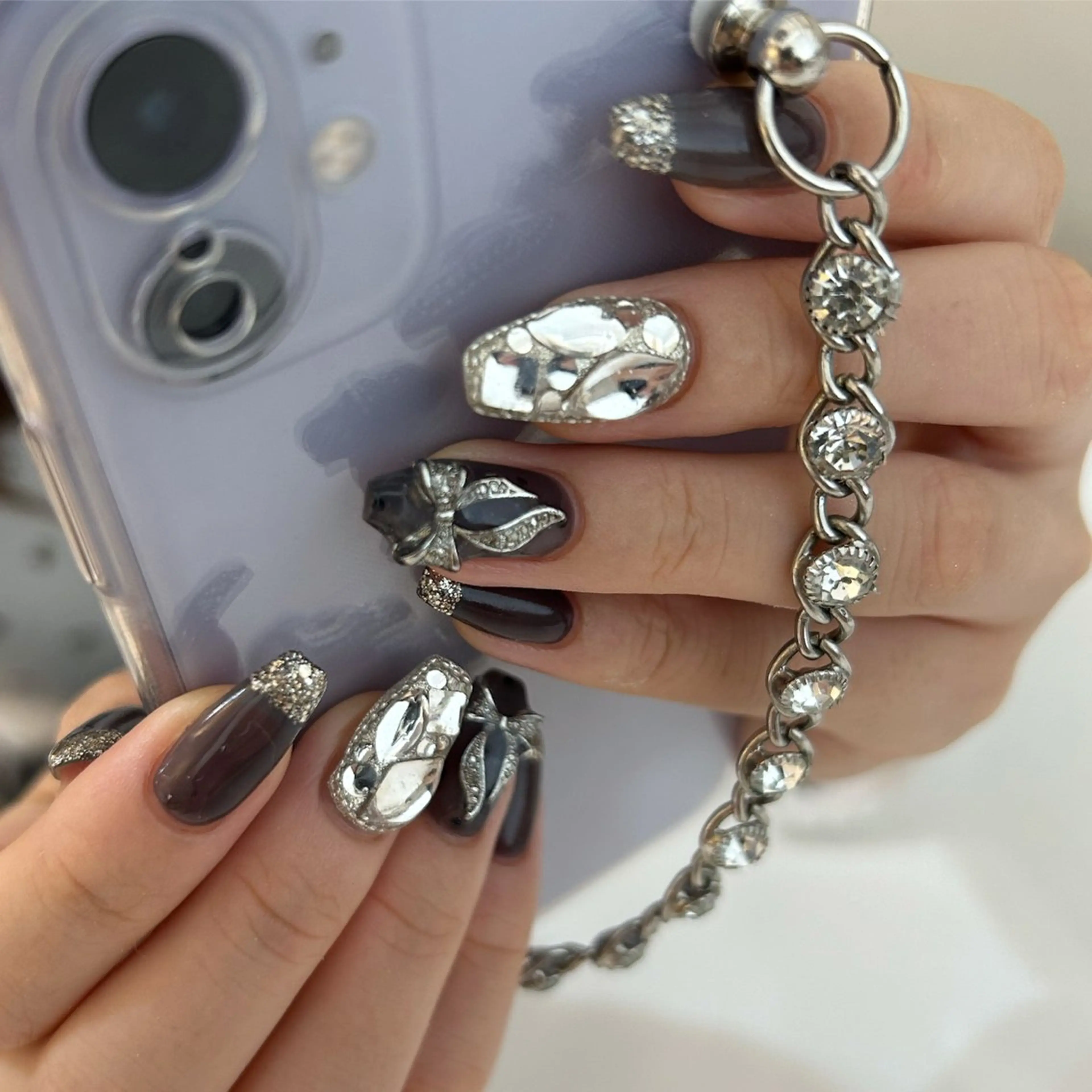 ネイル ハンドネイル ViViA momokaのネイルデザイン