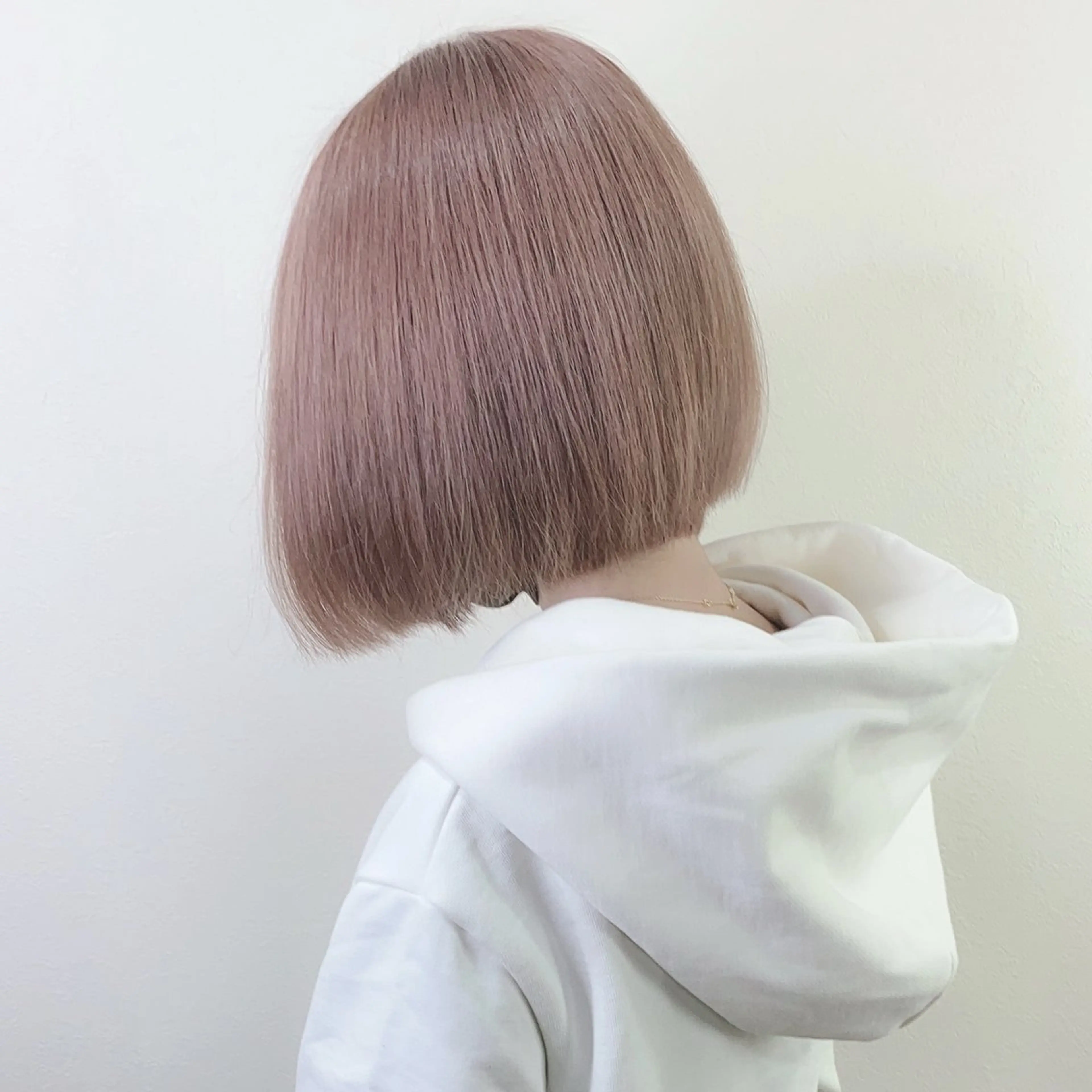 デザインカット+透明感ワンカラー+トリートメントの写真