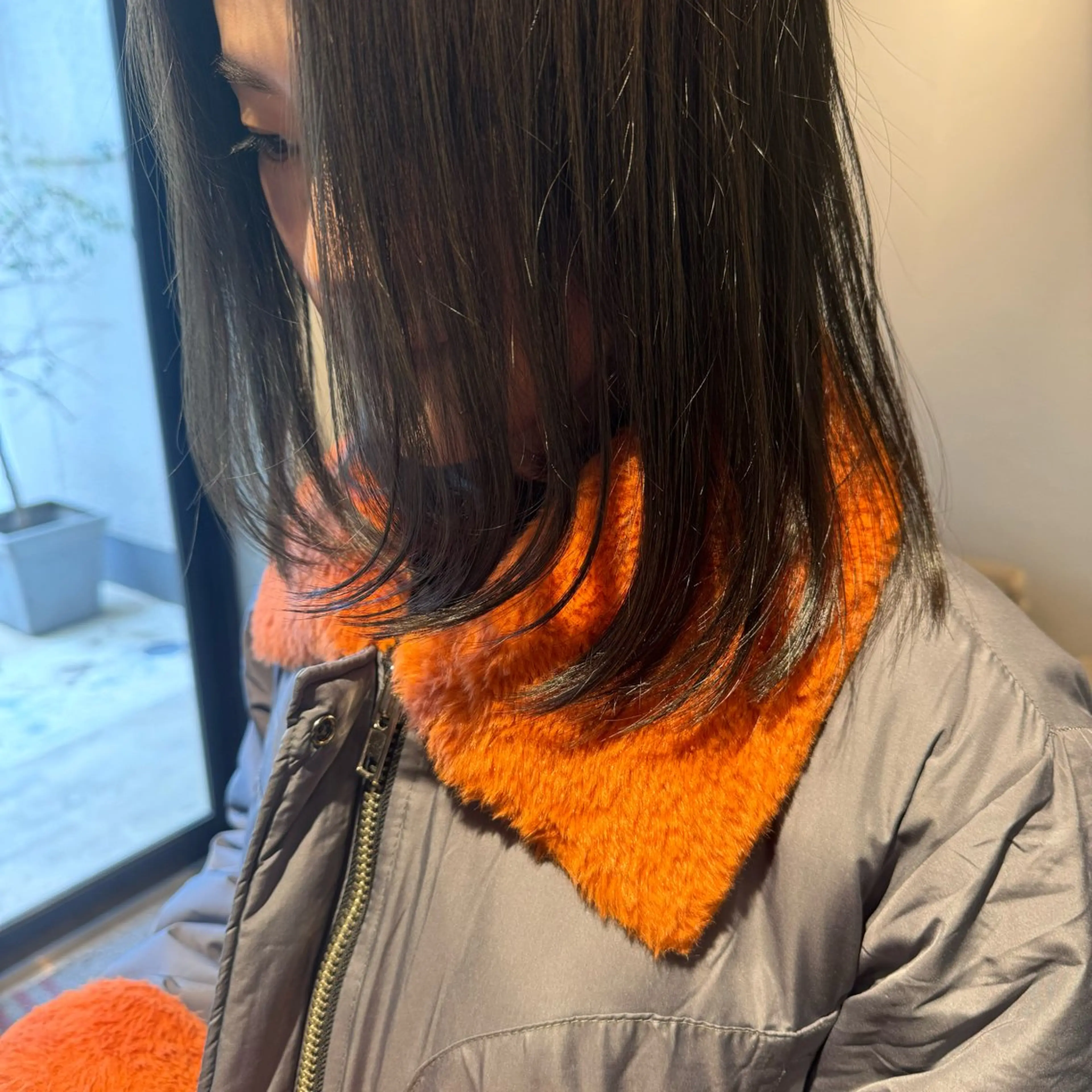 ミディアム カラー ブリーチ イルミナカラー 顔まわりレイヤー 顔周りカット 髪質改善 カット ヘアカラー トリートメント OAK 中目黒のヘアスタイル