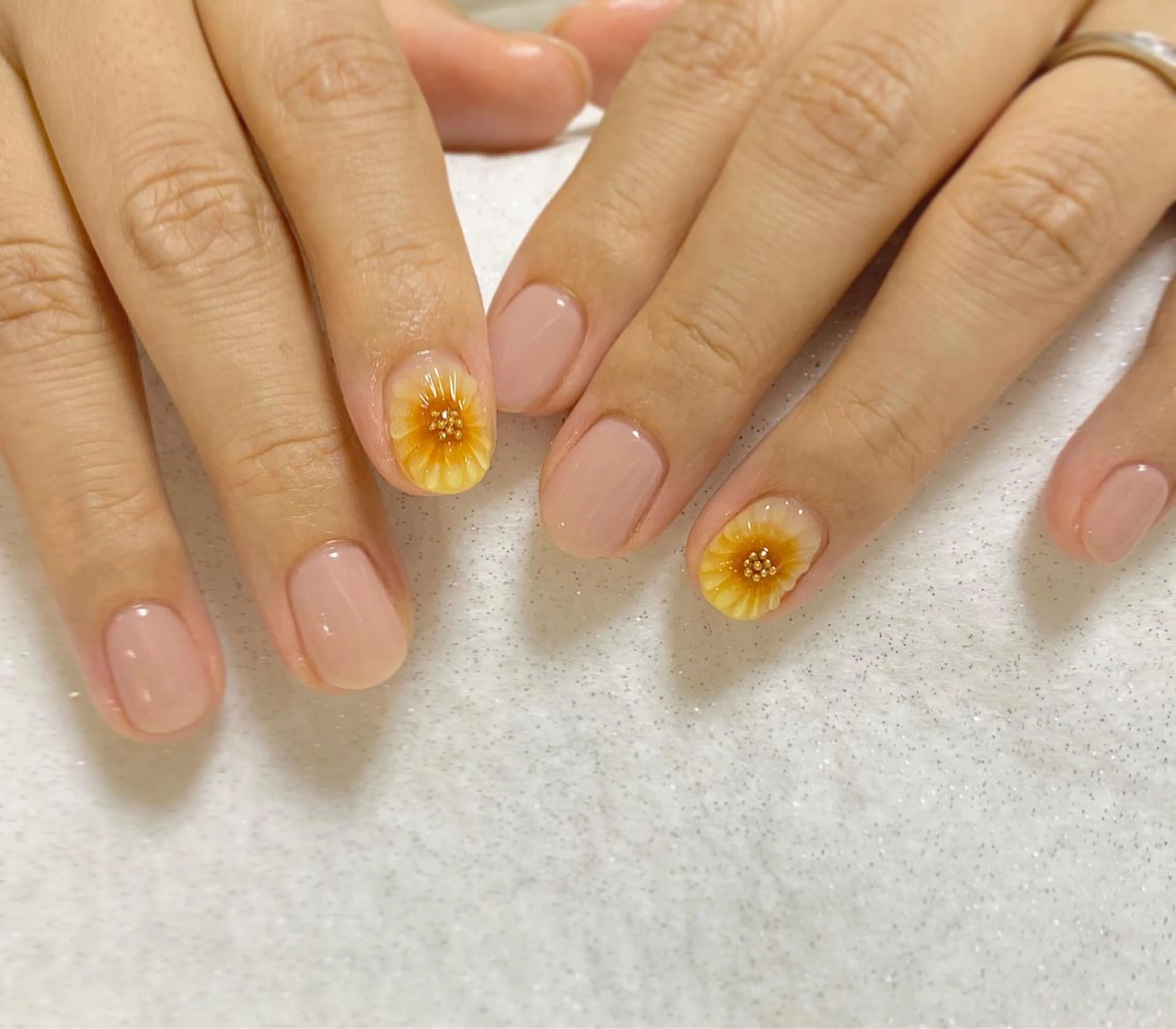 ネイル 手塚 里奈のネイルデザイン