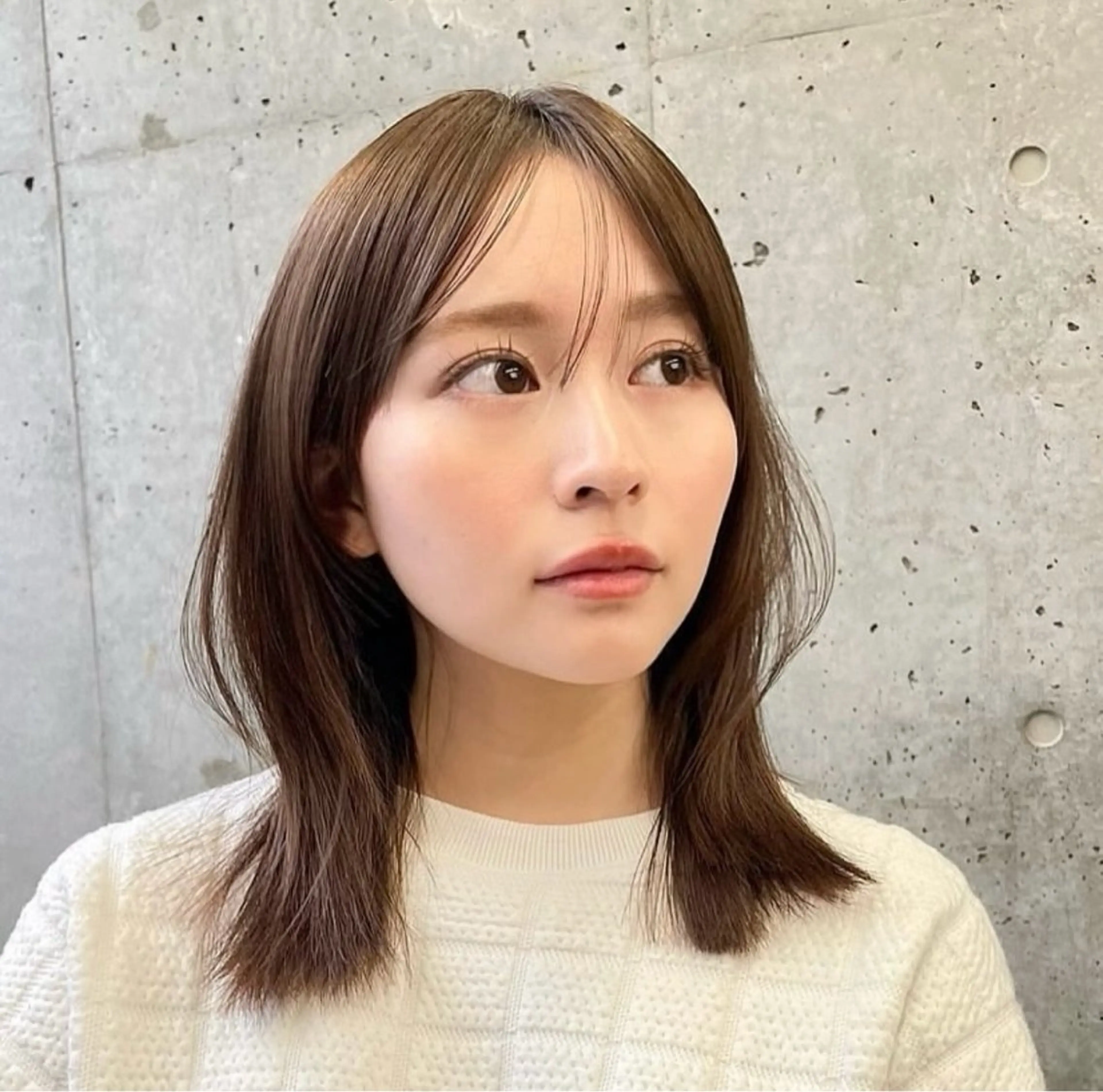 ミディアム カラー ミディアムレイヤー レイヤーカット カット ヘアカラー トリートメント TOI所属・内野   龍海 / レイヤーカットのヘアスタイル