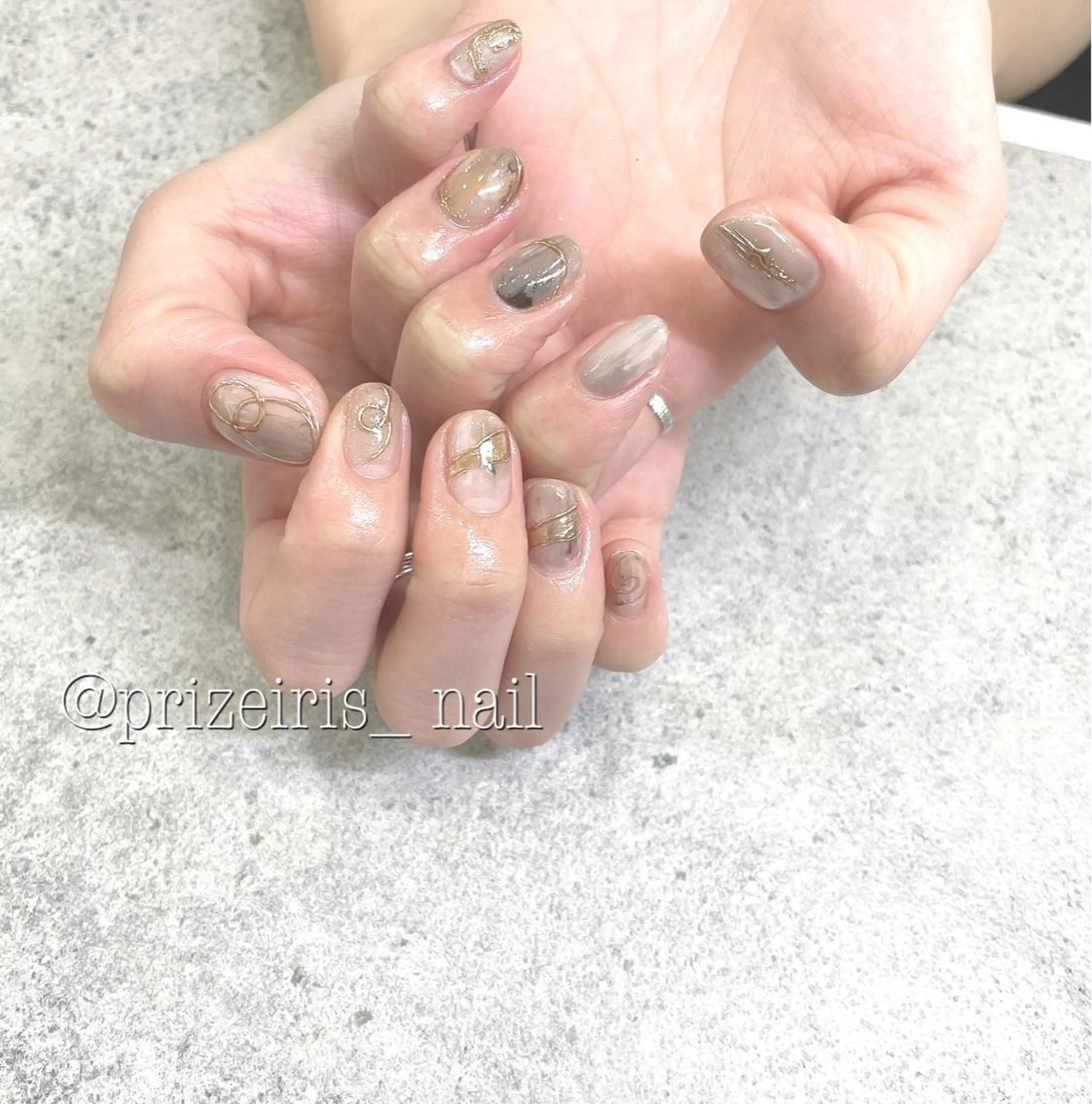 ネイル ミラーネイル ニュアンスネイル prizeIris 東のネイルデザイン