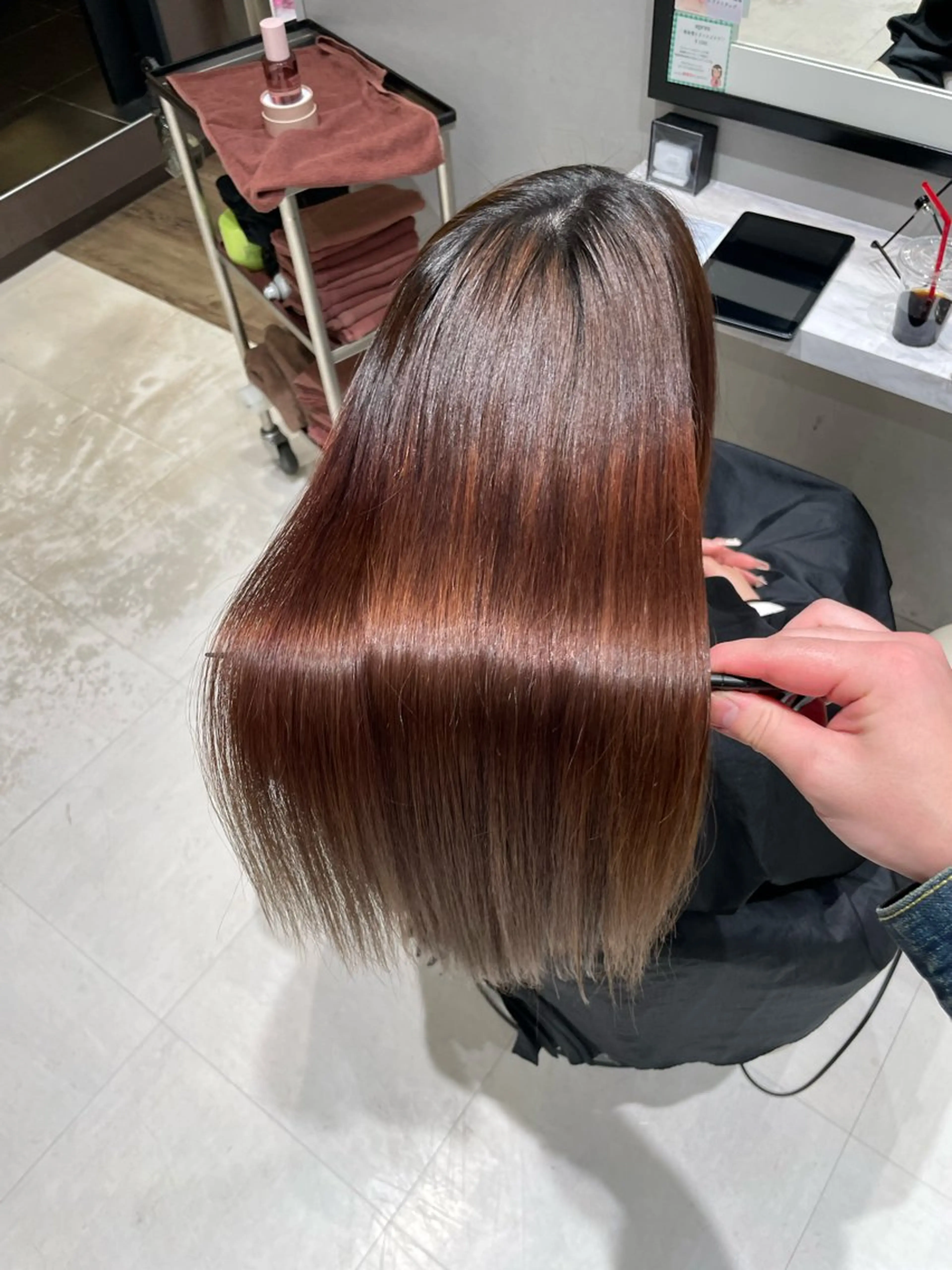 ロング パーマ 縮毛矯正 カット 縮毛矯正 トリートメント k-twoたき✨艶感 カラー／美髪矯正のヘアスタイル