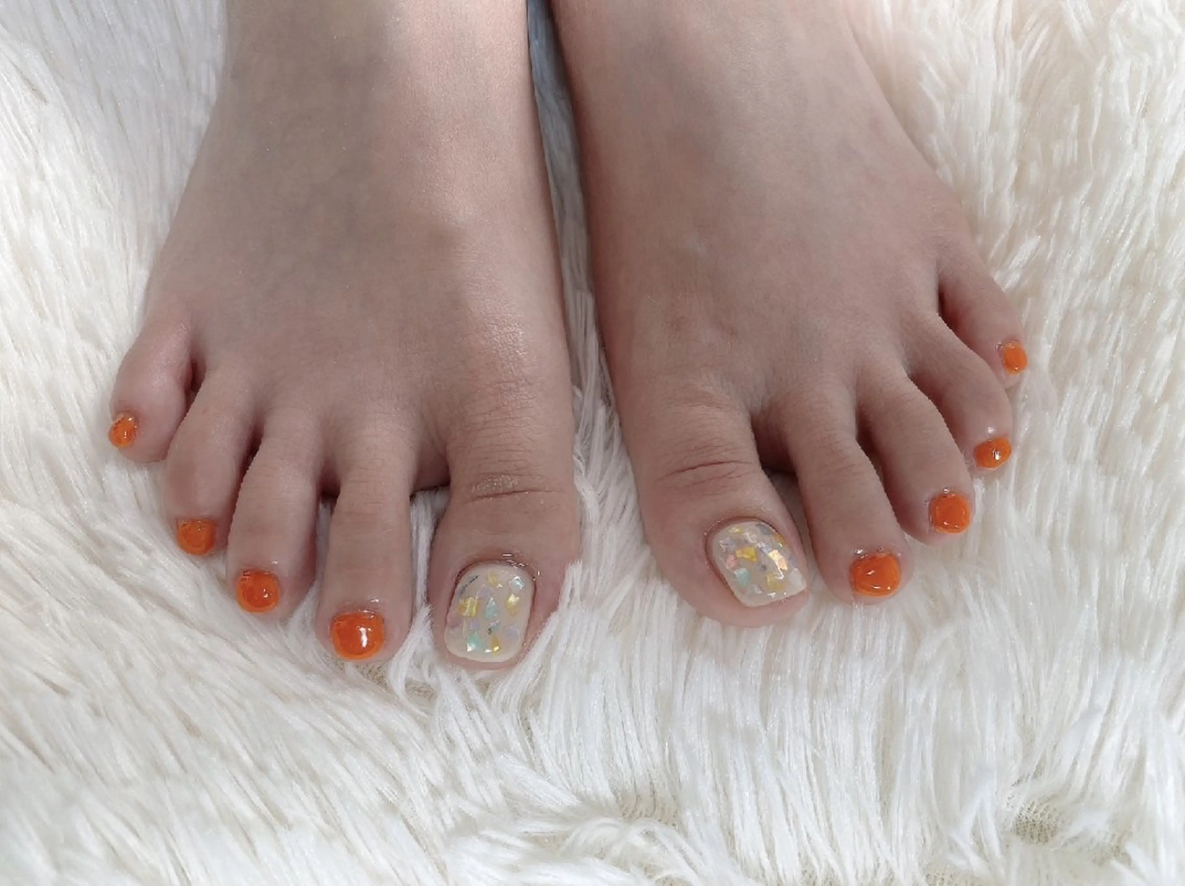 親指アート・ワンカラー、ラメグラ※ご新規様オフ無料の写真