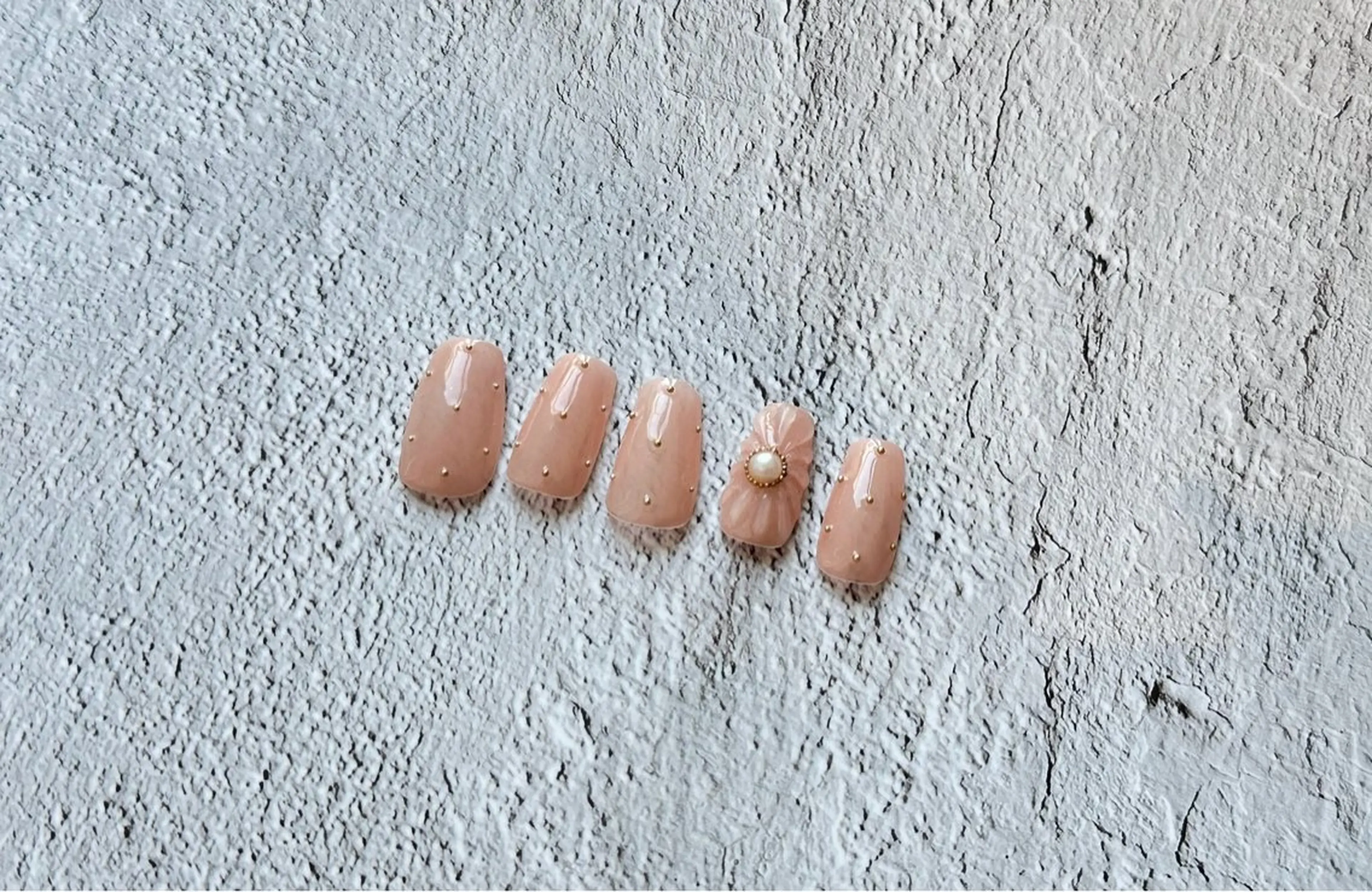 ネイル ぷっくりネイル ハンドネイル cutstudiog .saekoのネイルデザイン