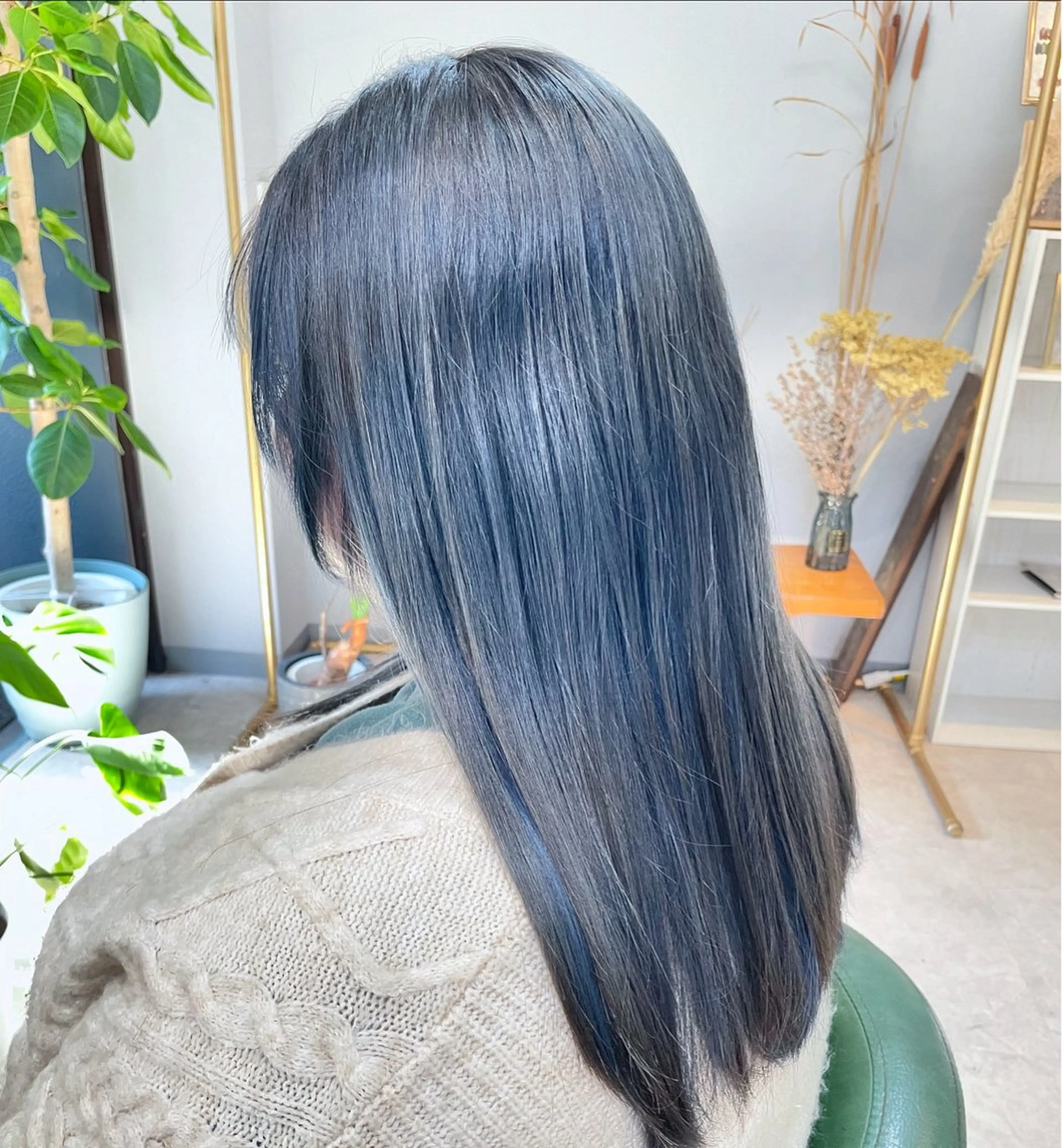 ミディアム カラー ヘアカラー Urio所属・今雪 聡美のヘアスタイル