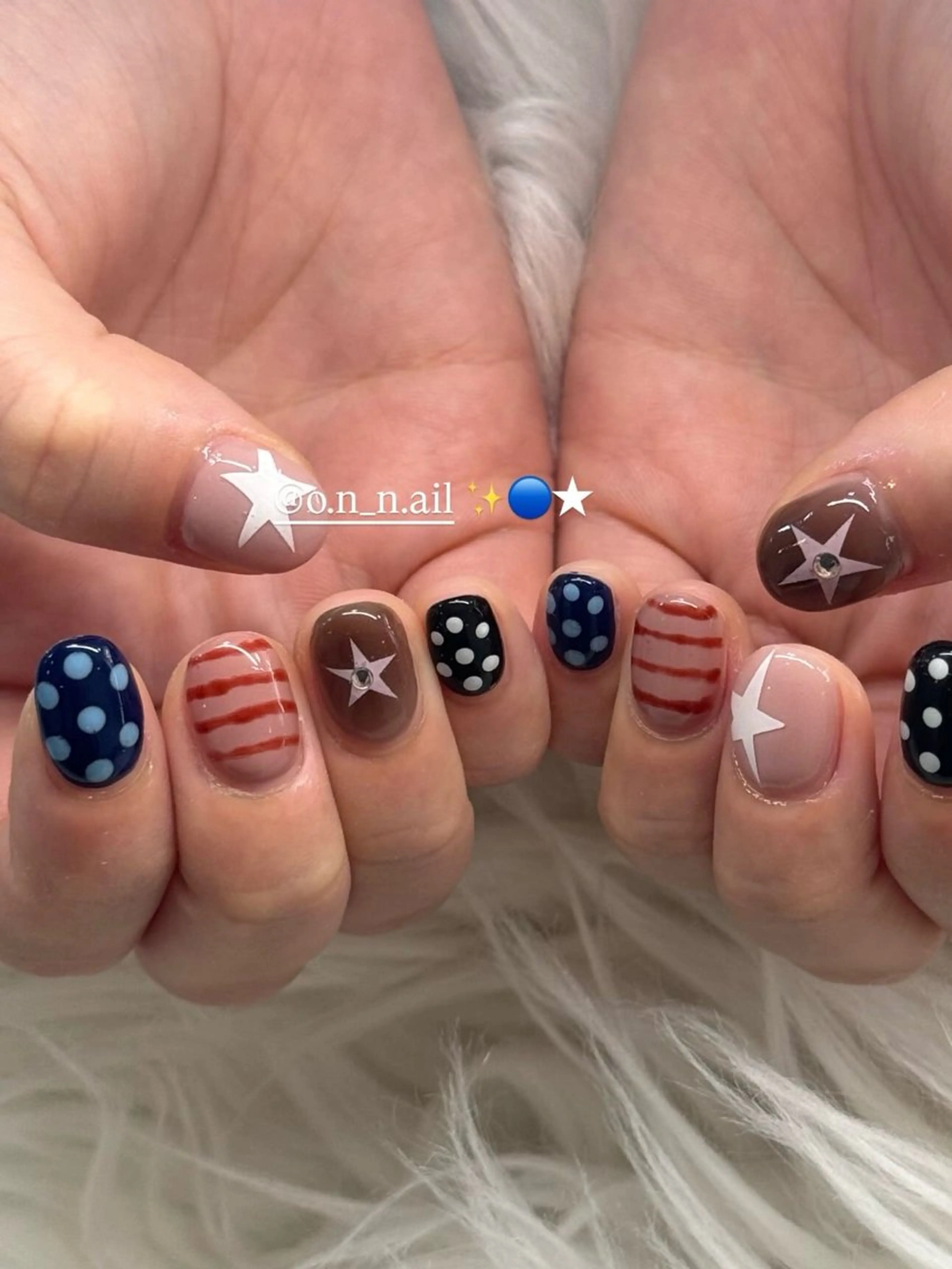 ネイル Loa　salon所属・小畑 寧捺のネイルデザイン