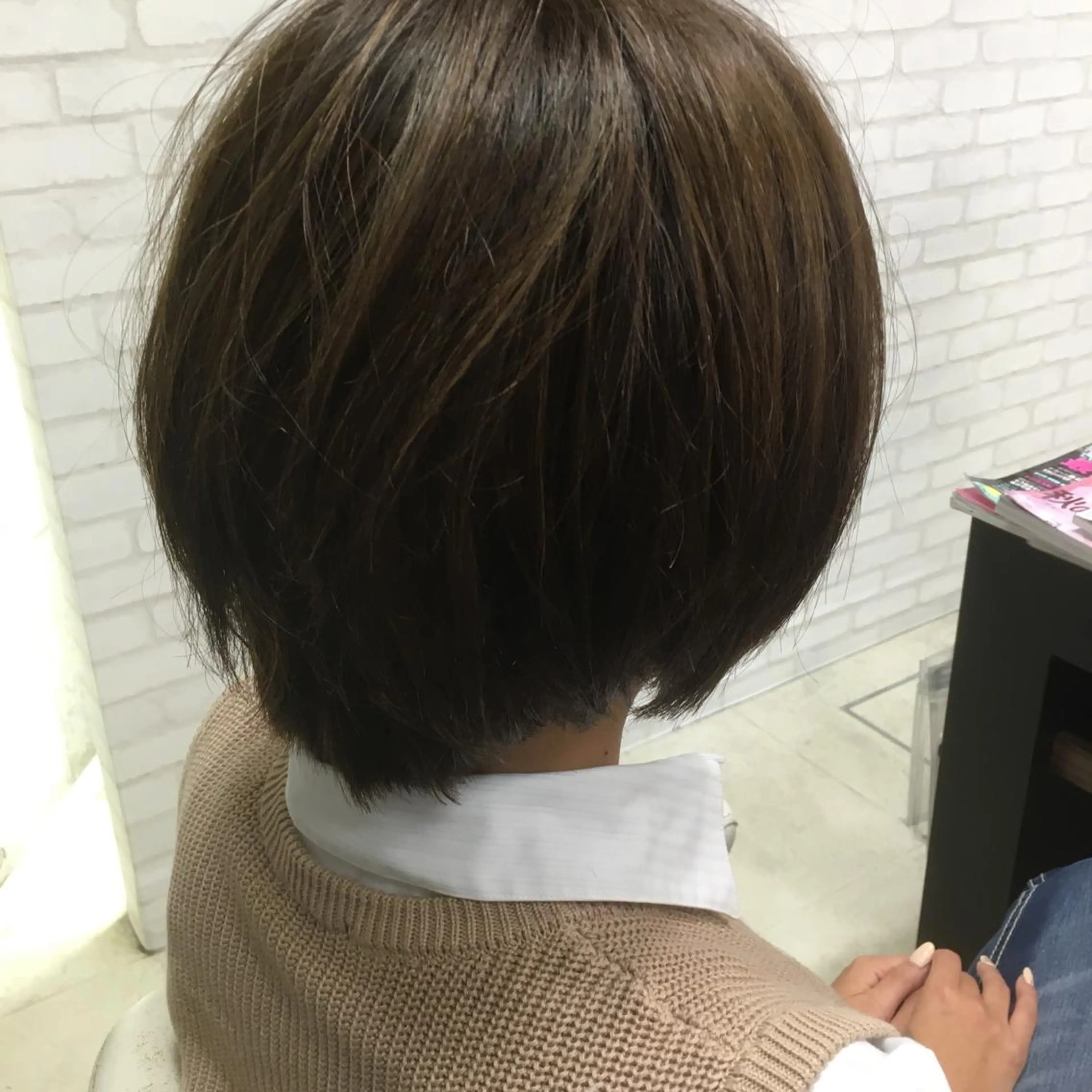 ショート アッシュ アッシュブラウン ハイライト ショートヘア カット ヘアカラー brace 立花のヘアスタイル