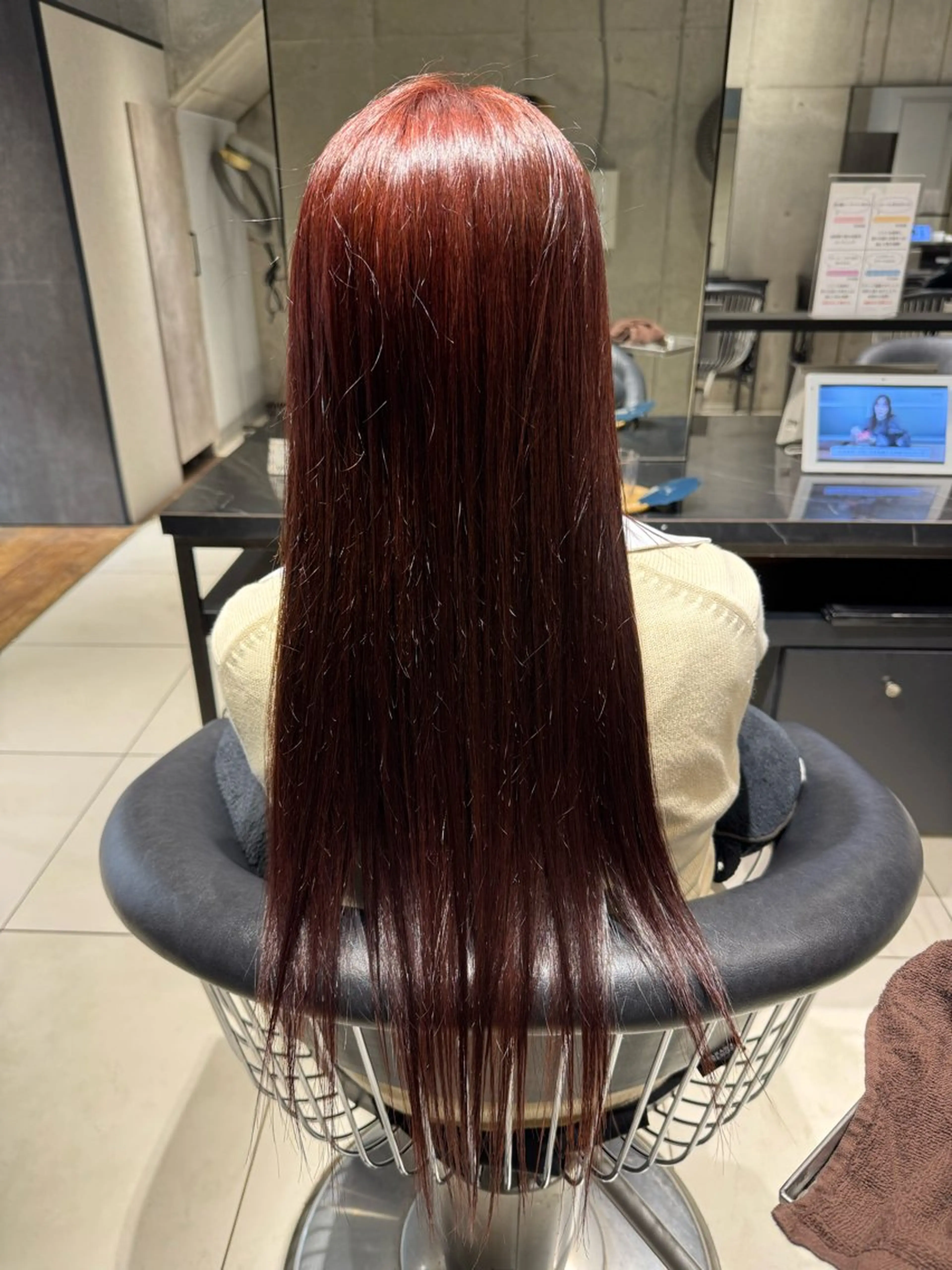 カラー ラベンダーカラー ピンクカラー ピンクラベンダー 縮毛矯正 ヘアカラー トリートメント 艶カラー 梨菜💜のヘアスタイル