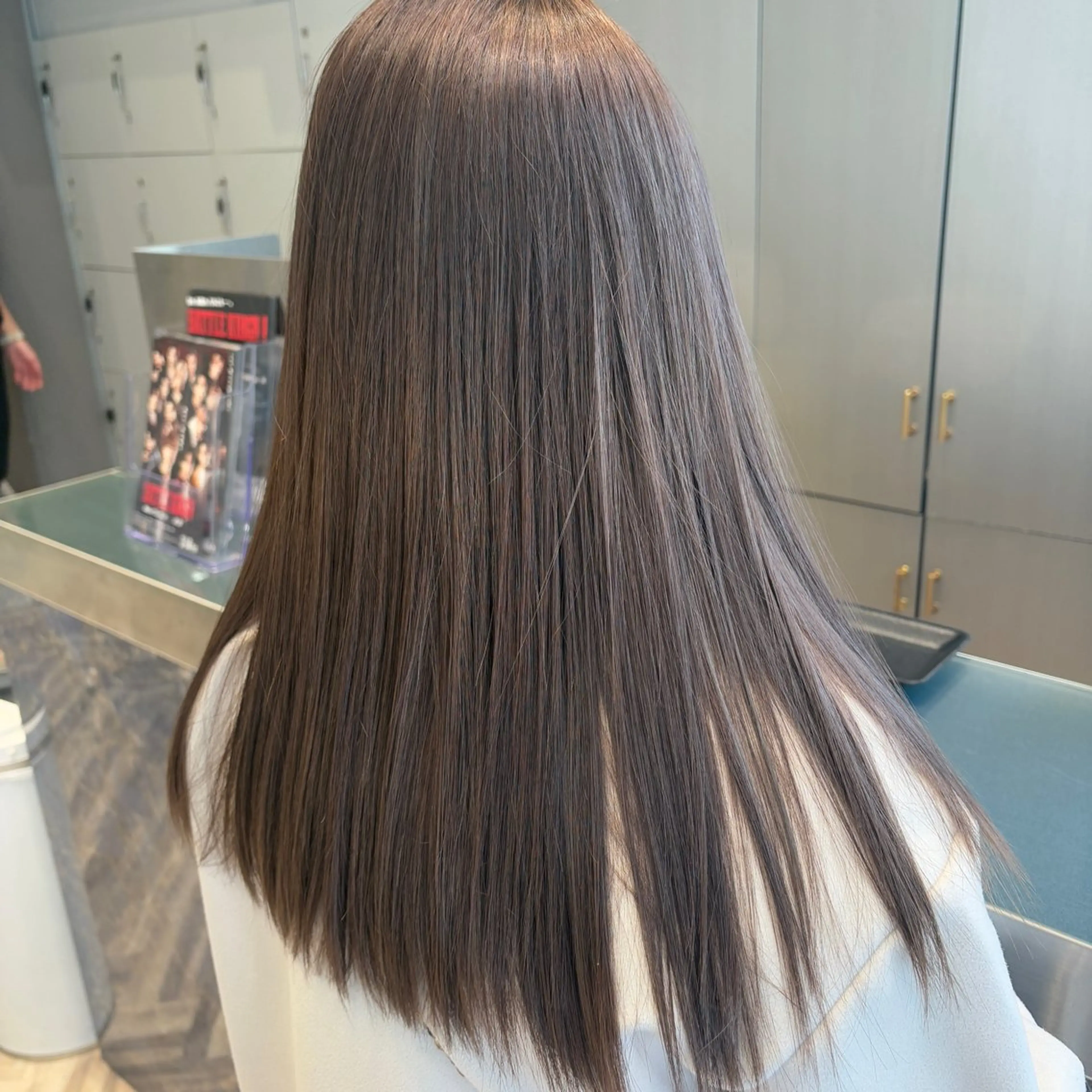 ロング カラー 李 文のヘアスタイル