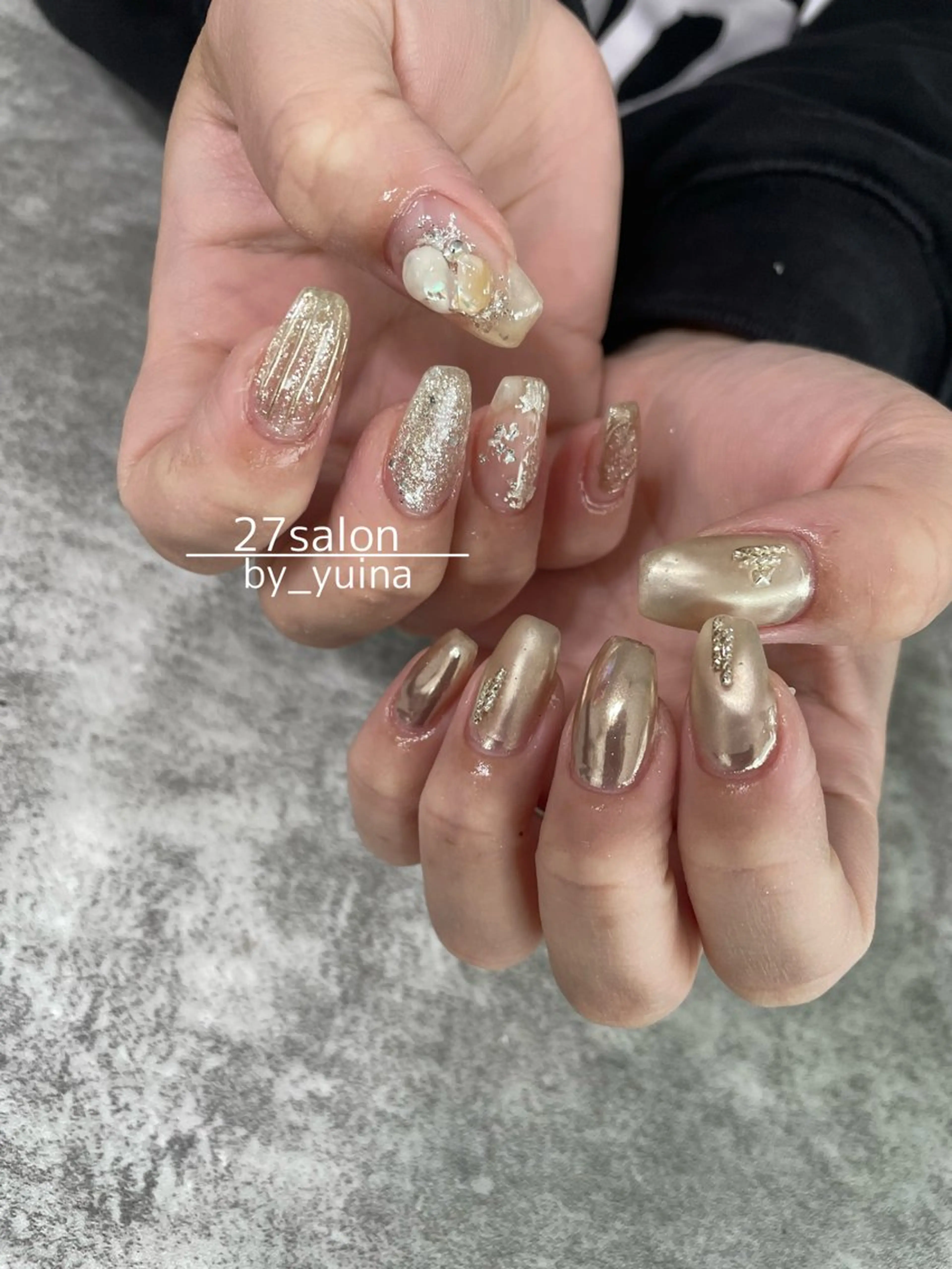 ネイル ニュアンスネイル シルバー ハンドネイル 27salon yuinaのネイルデザイン