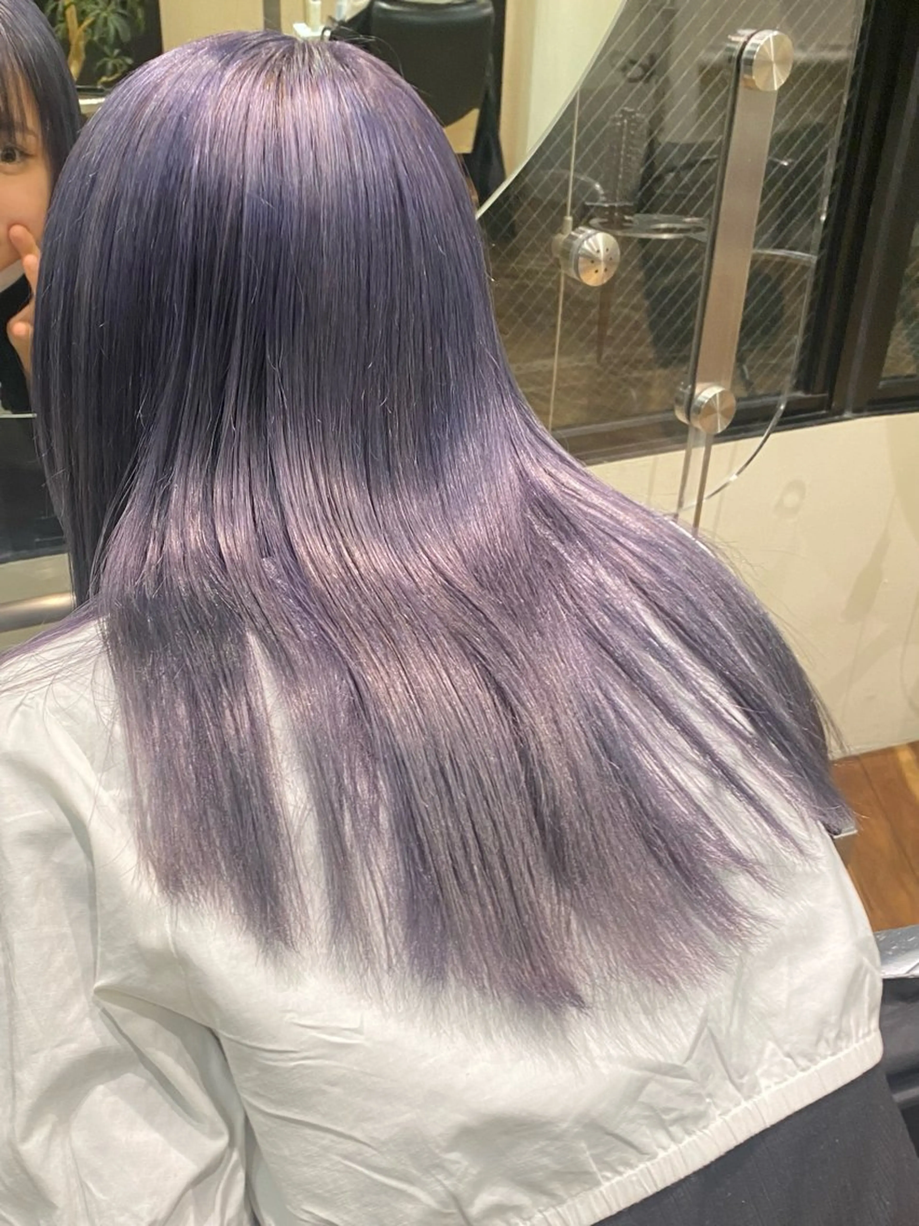 セミロング トリートメント Garland 表参道所属・ミディアムレイヤー/ 艶カラー🎀　emiのヘアスタイル