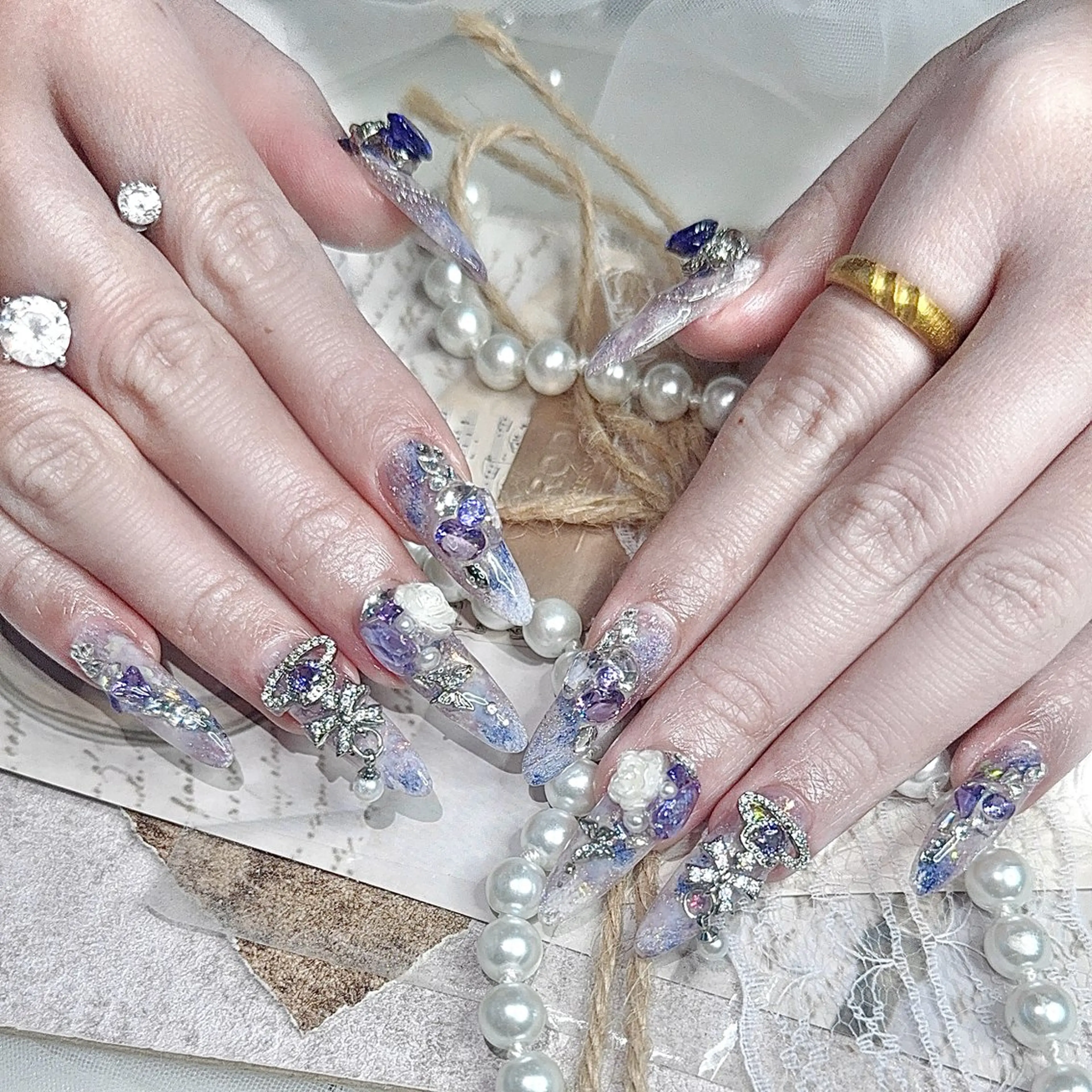 ネイル Fairyフェアリーネイルサロン所属・Nail Hibi サロンのネイルデザイン