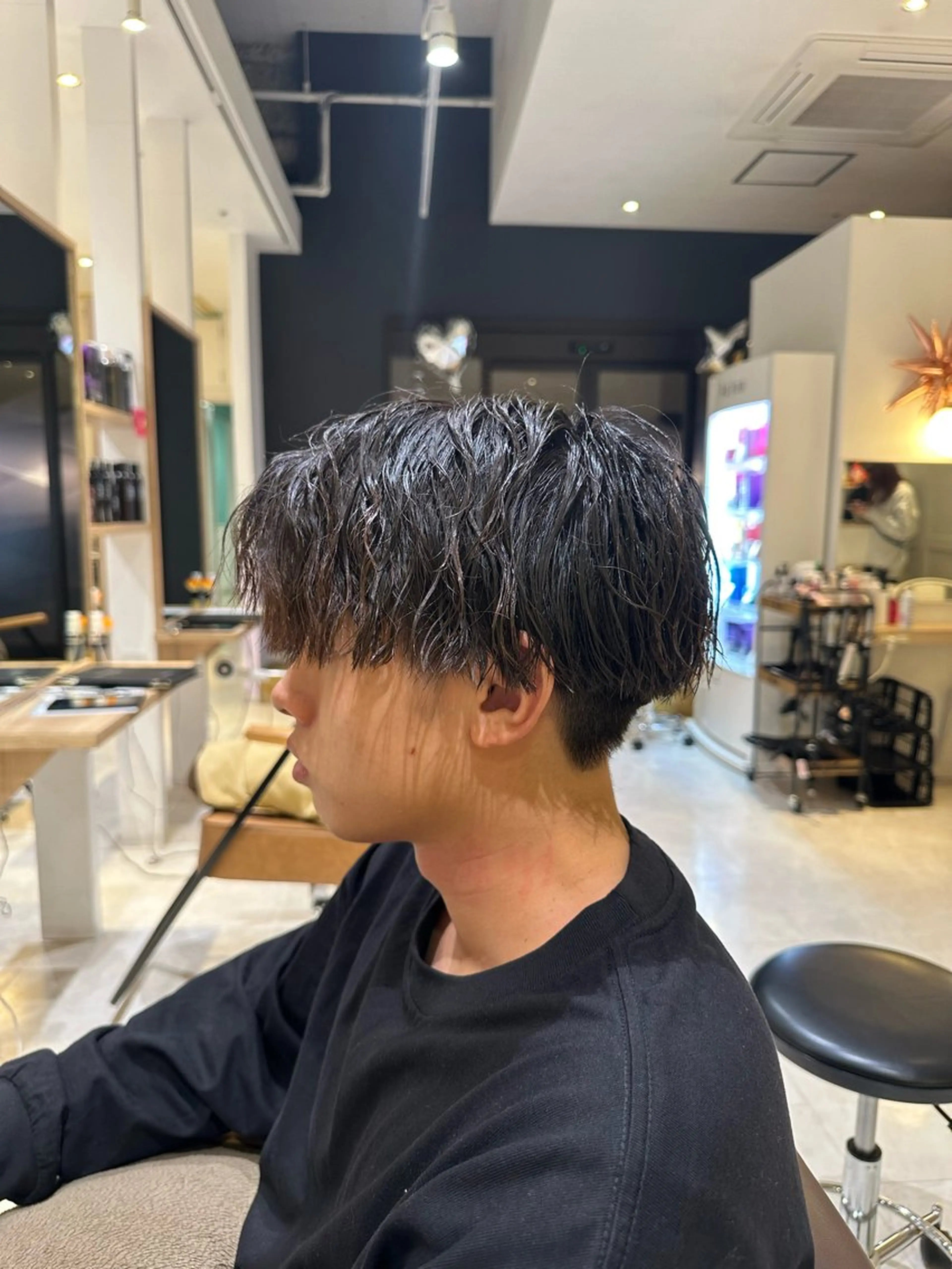 パーマ メンズ 小西冬馬  髪質改善 縮毛矯正 艶カラーのヘアスタイル