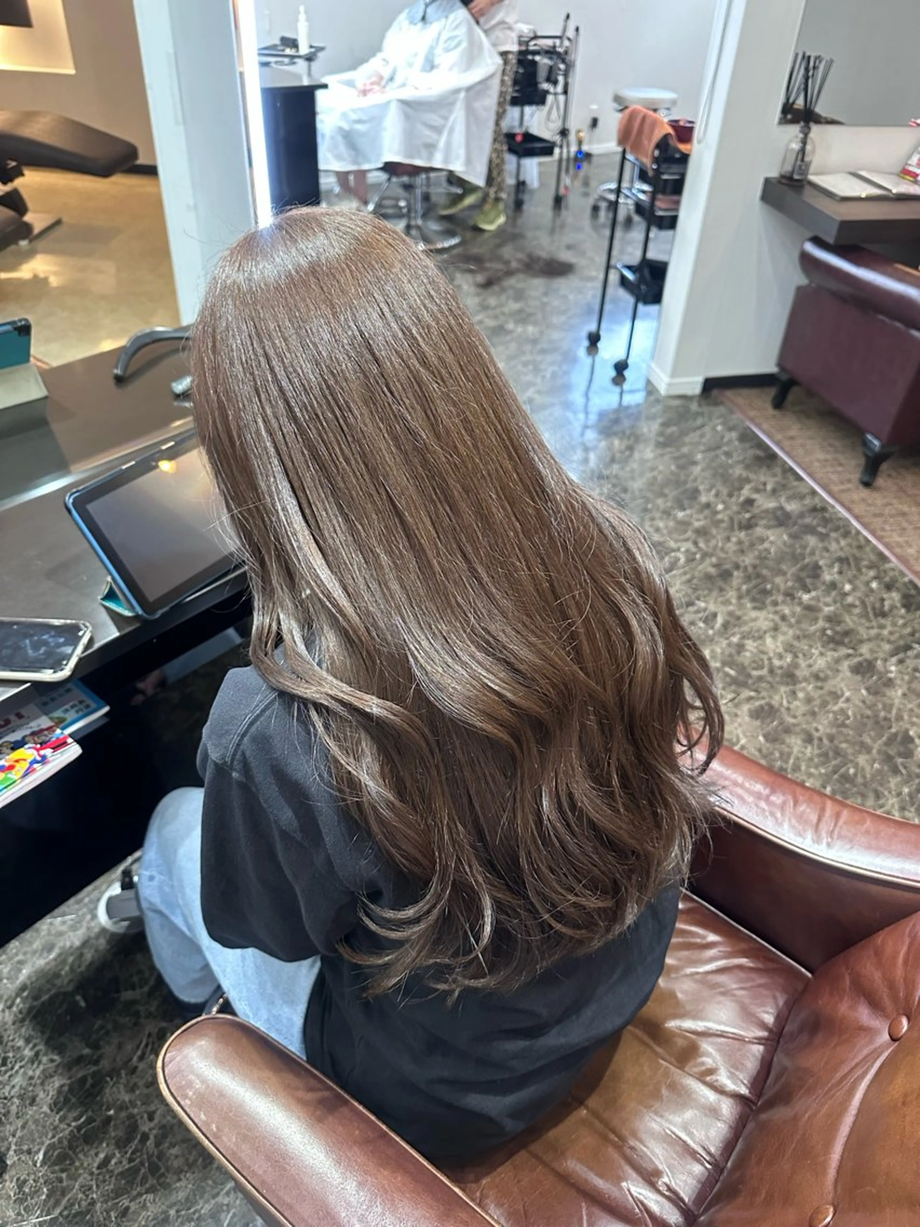 ロング カラー 西垣 沙也加のヘアスタイル