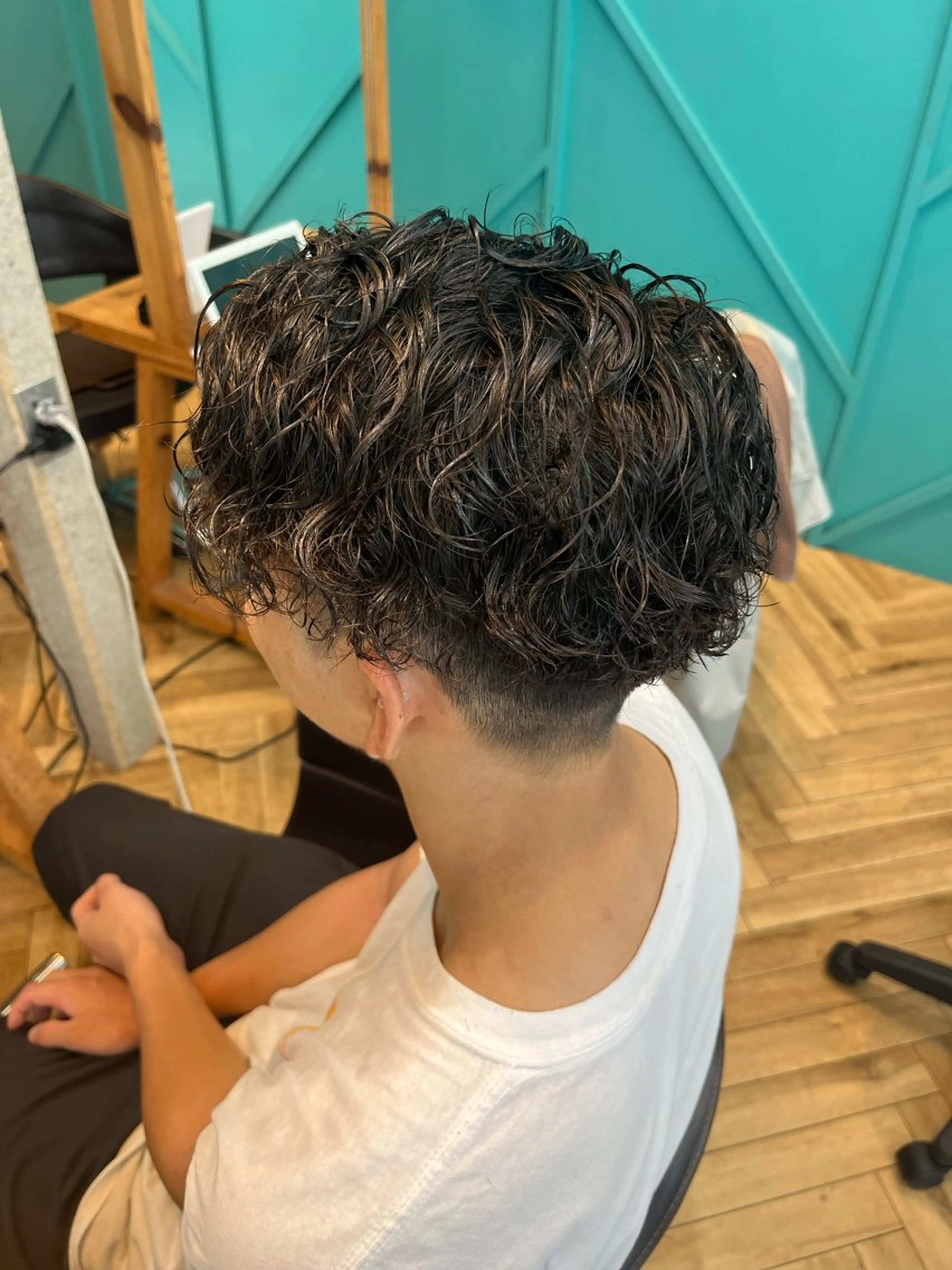 ショート カラー パーマ メンズ メンズハイライト メンズパーマ スペインカール スパイキーショート メンズツイストパーマ カット パーマ 💇メンズパーマ💇 木村賢司のヘアスタイル