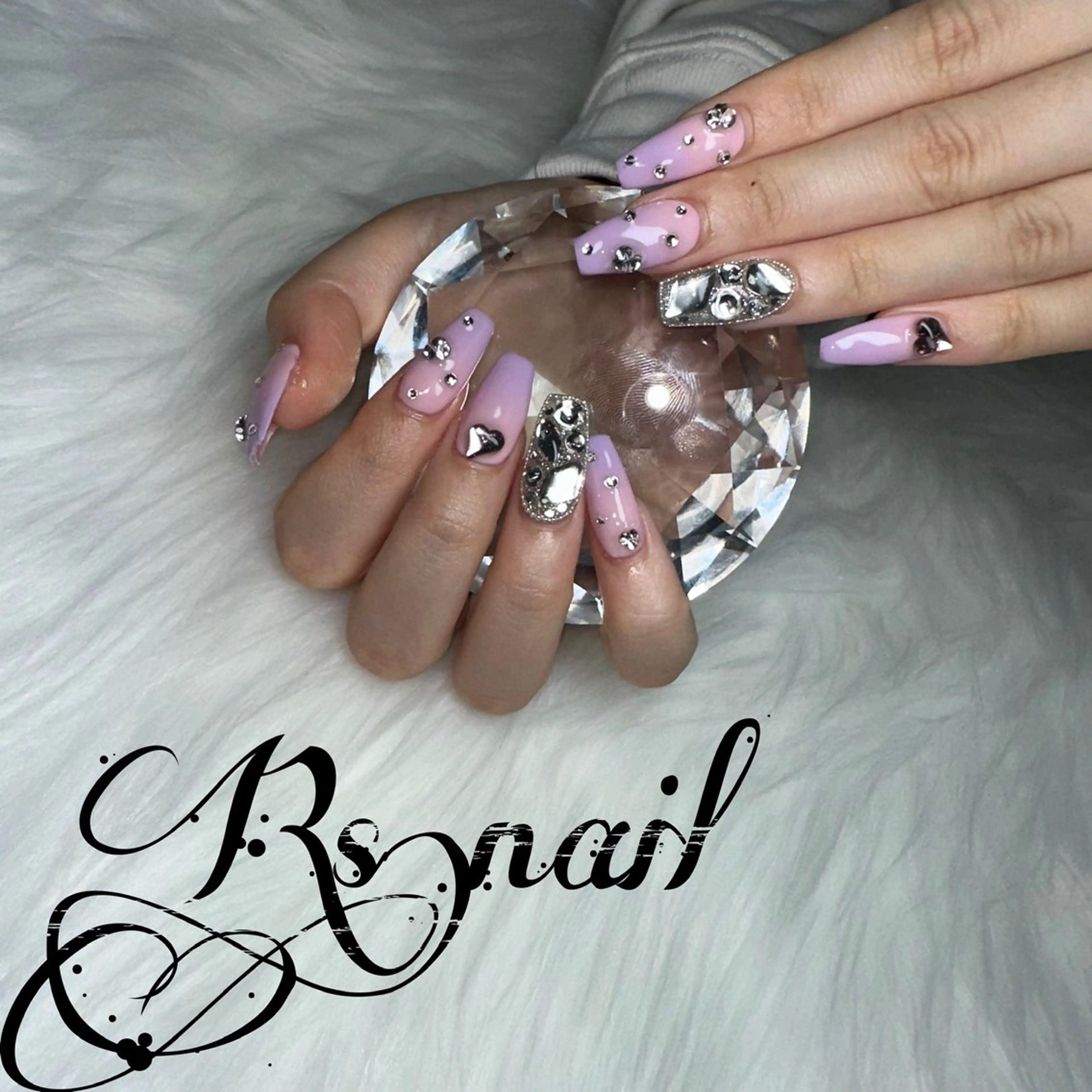 ネイル 加藤 麗華のネイルデザイン