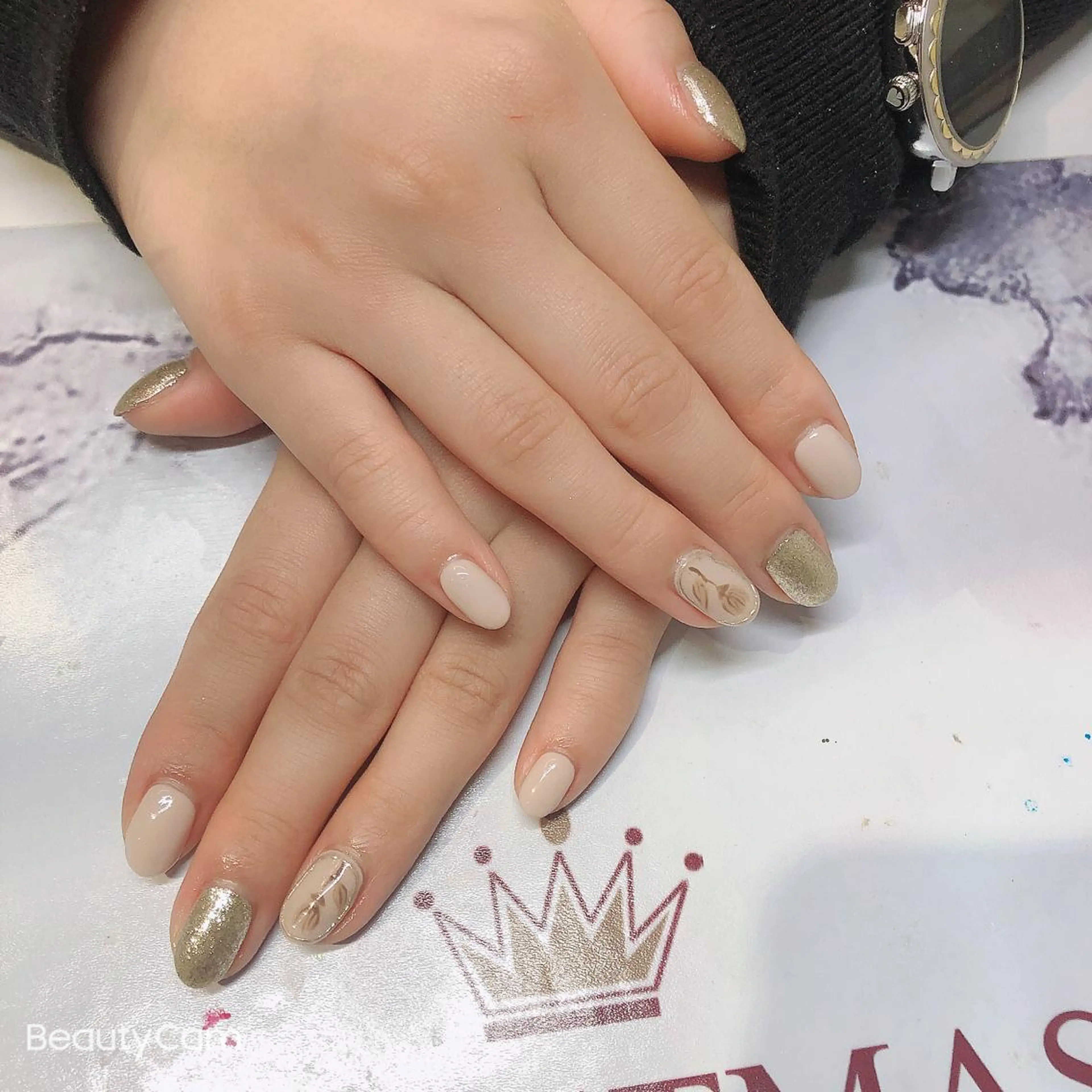 ネイル Guarendo錦糸町店所属・ガレンドウ 白澤 愛子のネイルデザイン