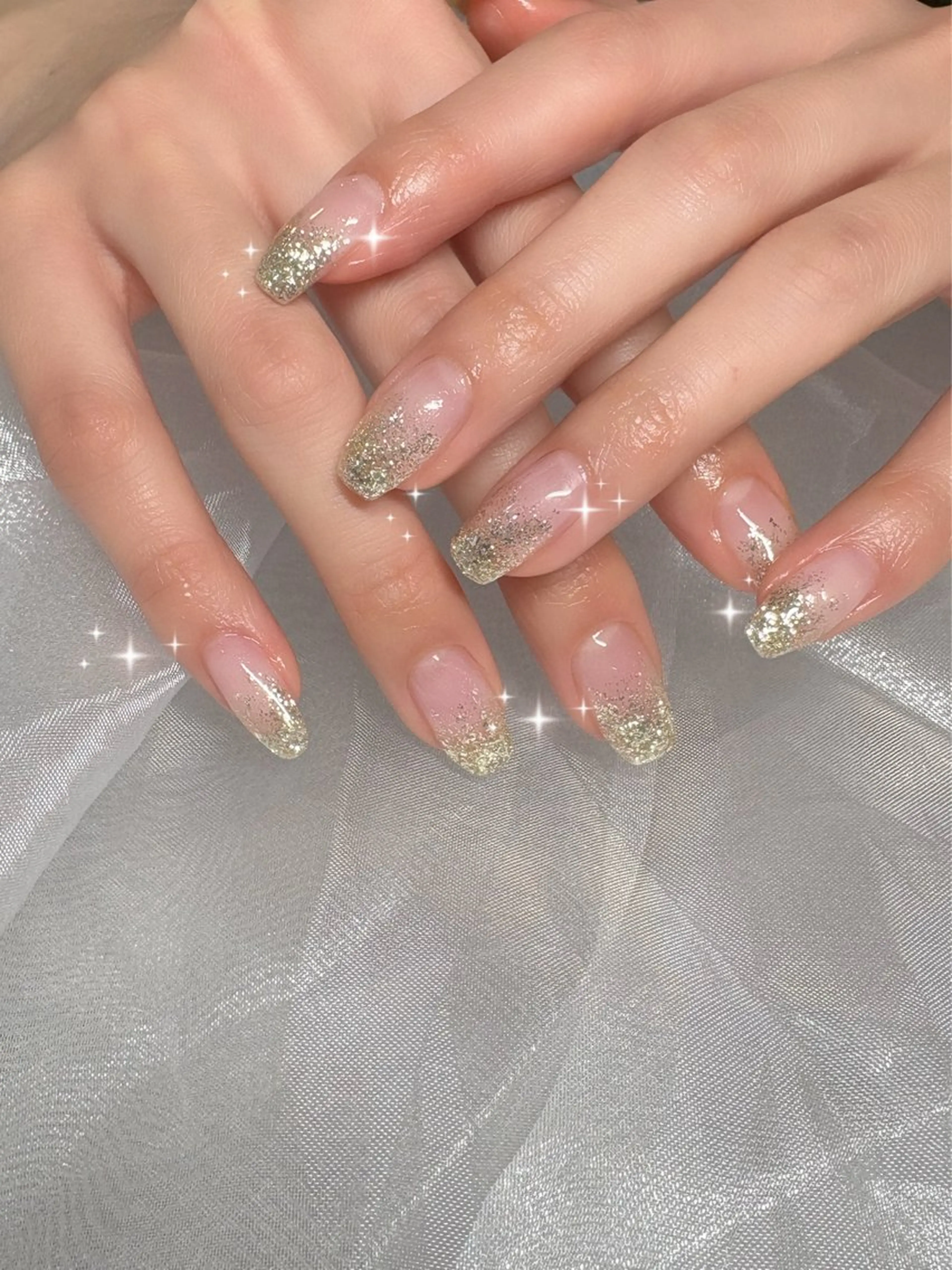【平日限定💅💎】ラメグラデーション⭐️ご新規様　※亀裂補強・長さだし・パーツは＋料金でOK💛の写真