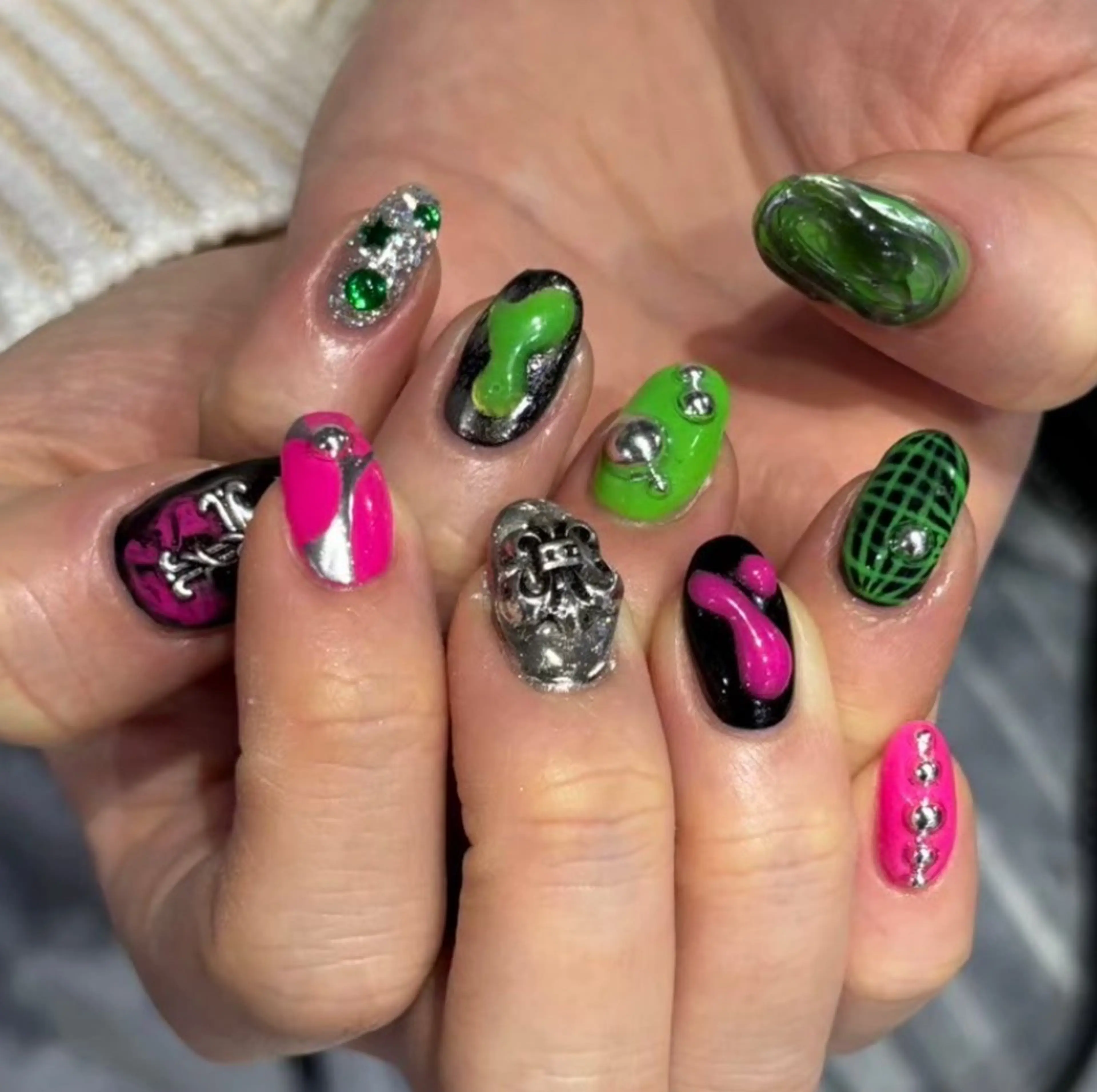 ネイル ハンドネイル フットネイル ゆびノさき +ikebukuroのネイルデザイン