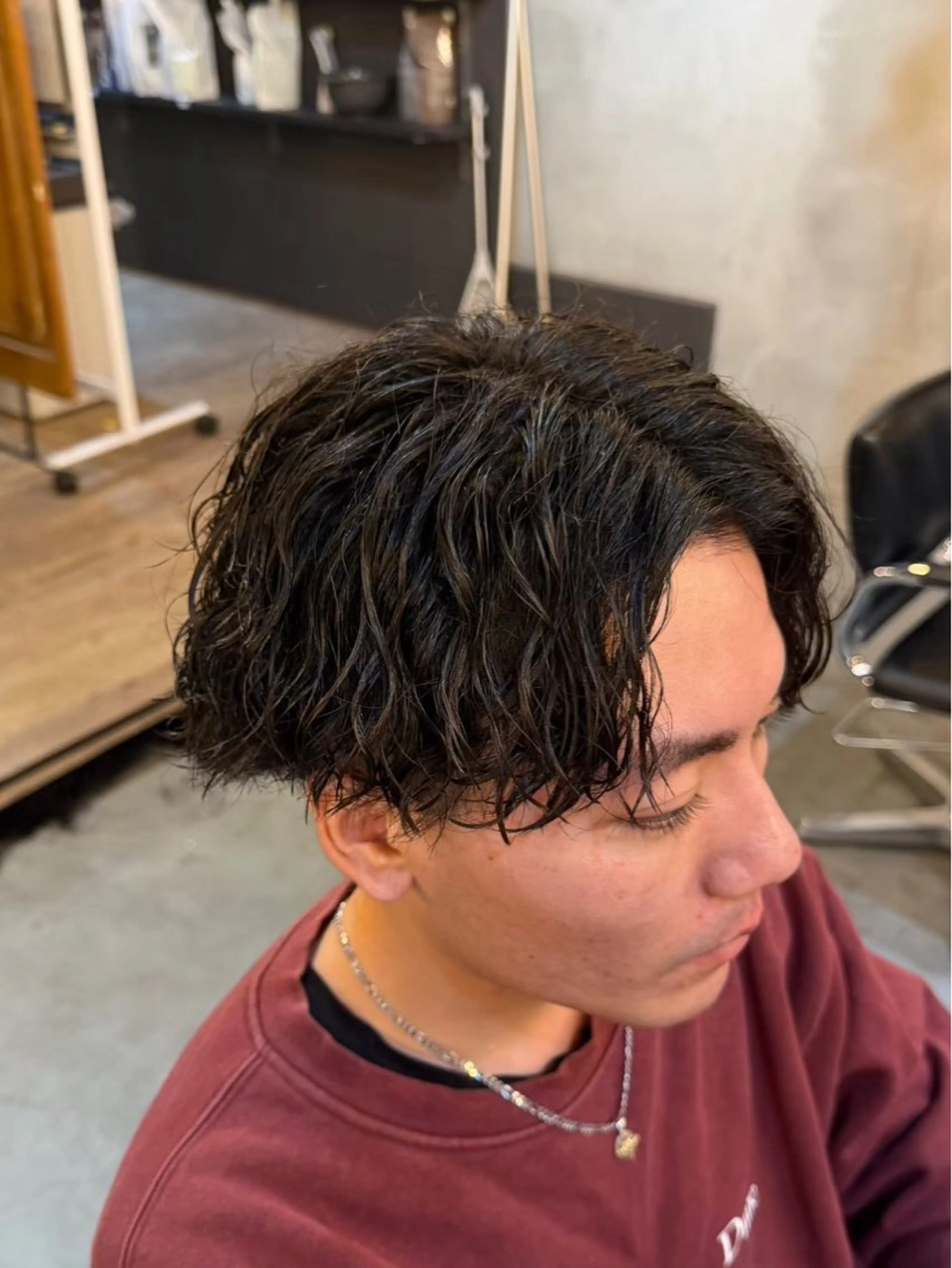 ショート パーマ メンズ おがた たくむの眉毛・アイブロウイメージ