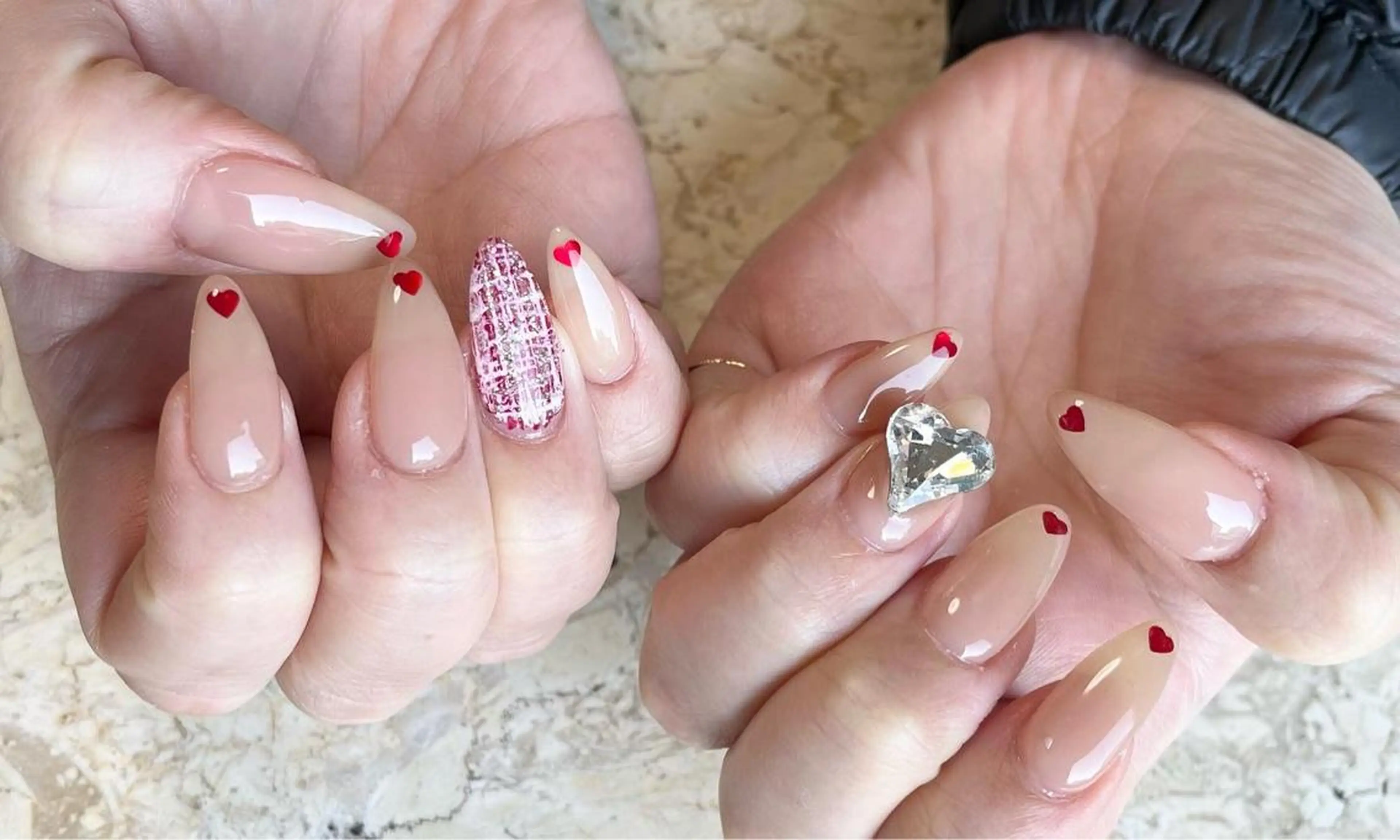 ネイル クリアネイル ジェルネイル 氷ネイル・うるうるネイル 韓国ネイル ニュアンスネイル mieux IZUMiのネイルデザイン