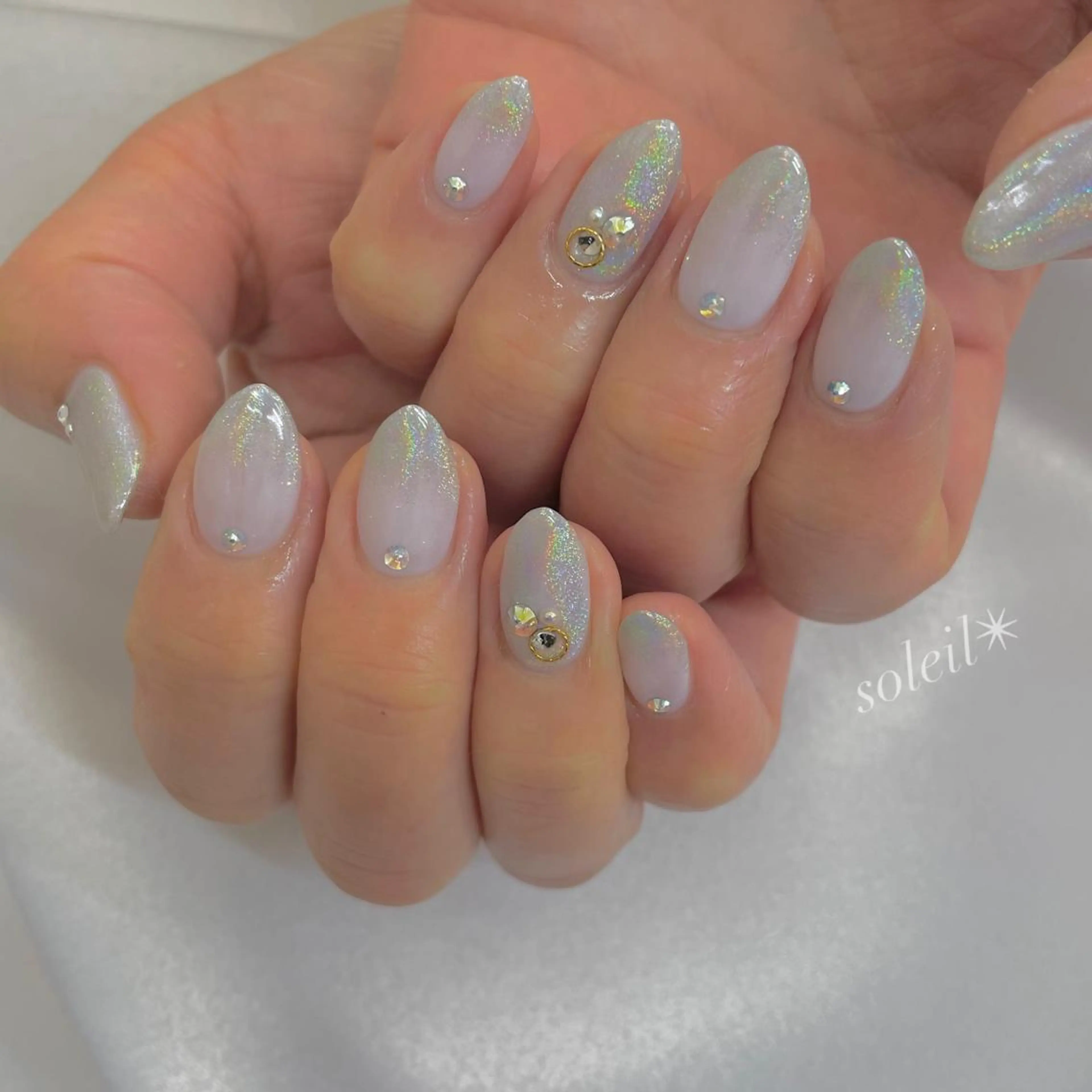 ネイル フラッシュネイル ジェルネイル ラメ(グリッター) ミラーネイル ニュアンスネイル 粟津 美紀のネイルデザイン