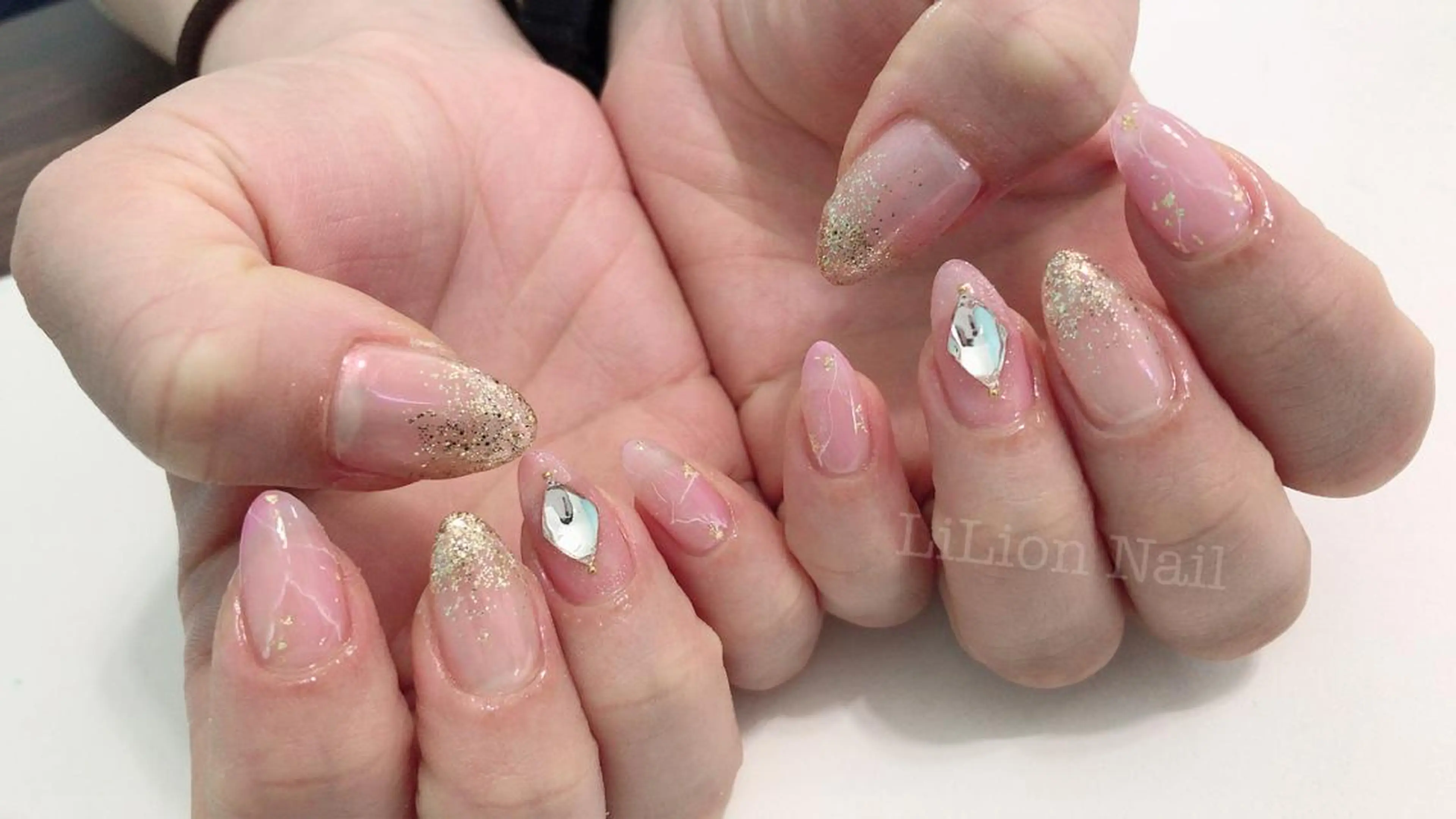 ネイル LiLion Nail所属・LiLion Nailのネイルデザイン