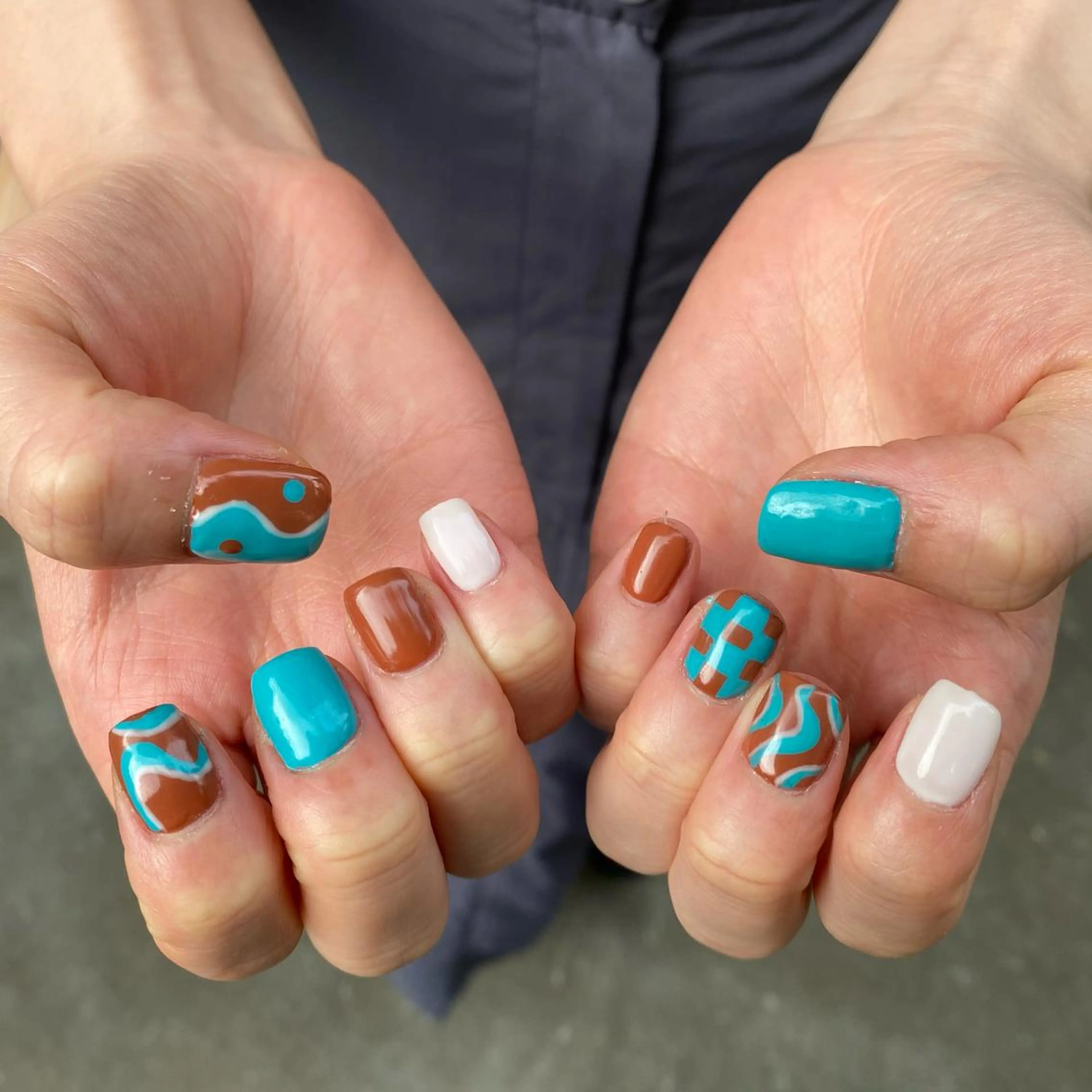 ネイル Sia中野新橋 田中 優莉乃のヘアスタイル