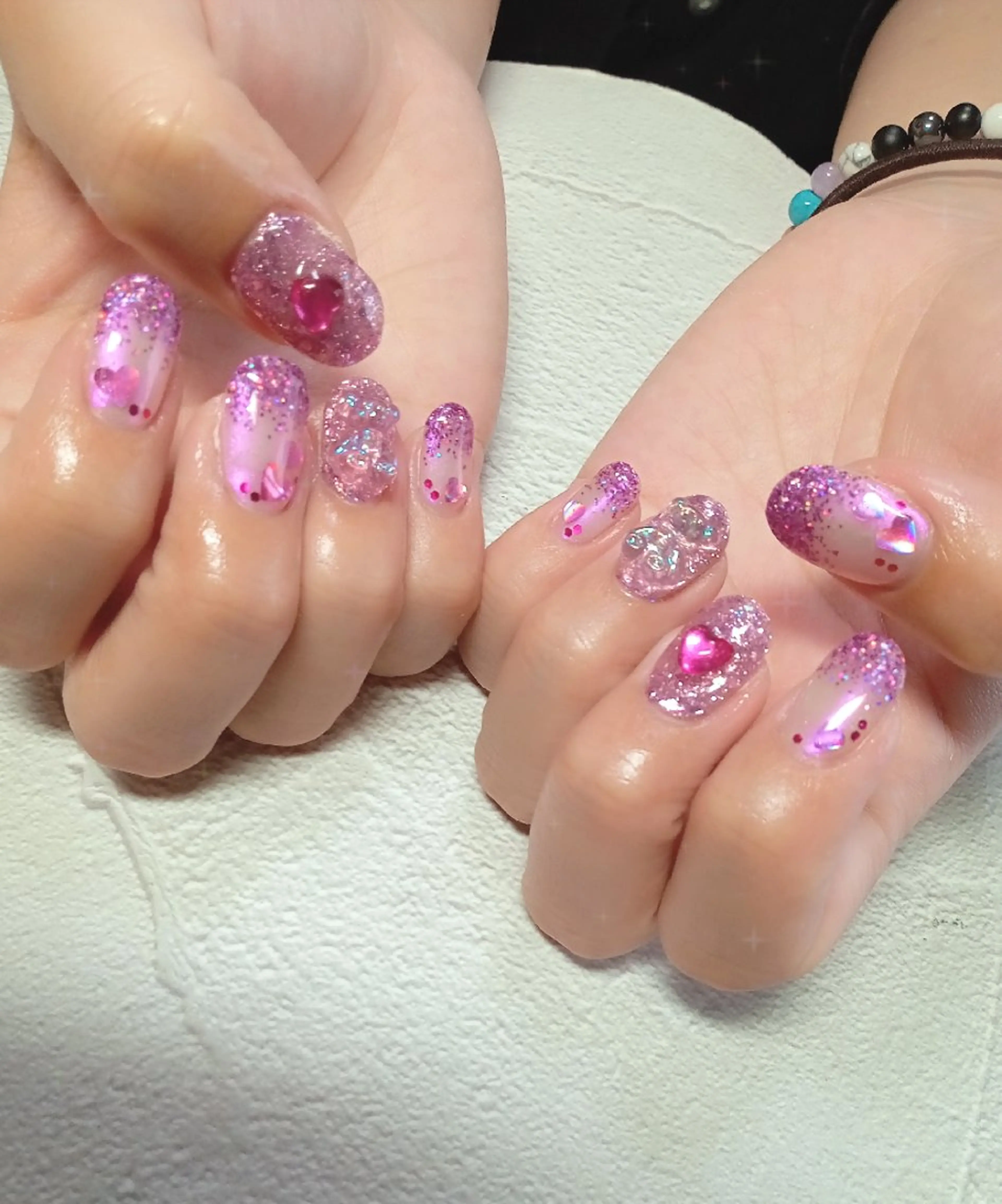 ネイル オーロラネイル グラデーション ハート ホログラムネイル キラキラネイル ハンドネイル flure de neige yukiのネイルデザイン