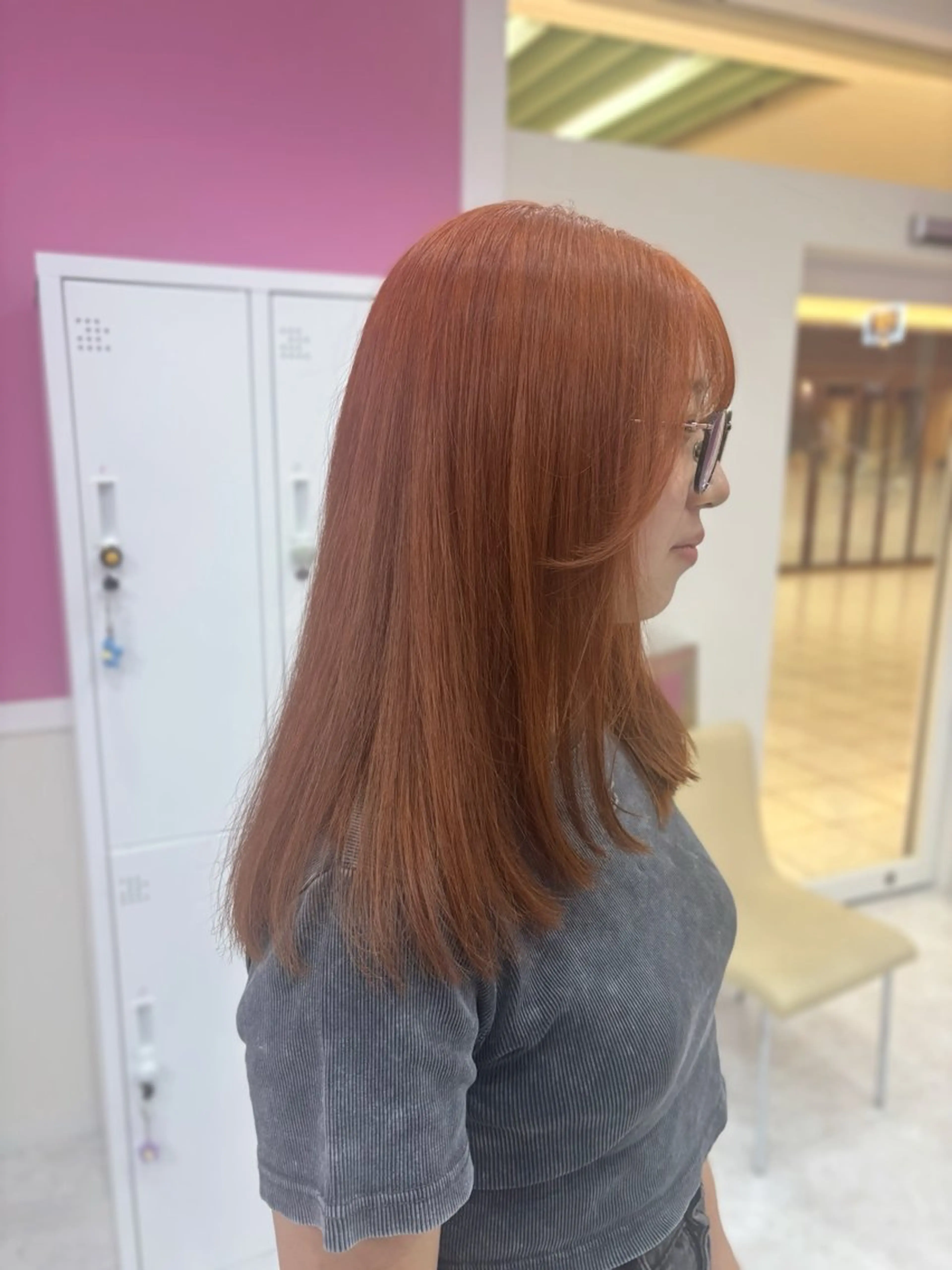 セミロング カラー カット ヘアカラー トリートメント 伊藤 綾のヘアスタイル