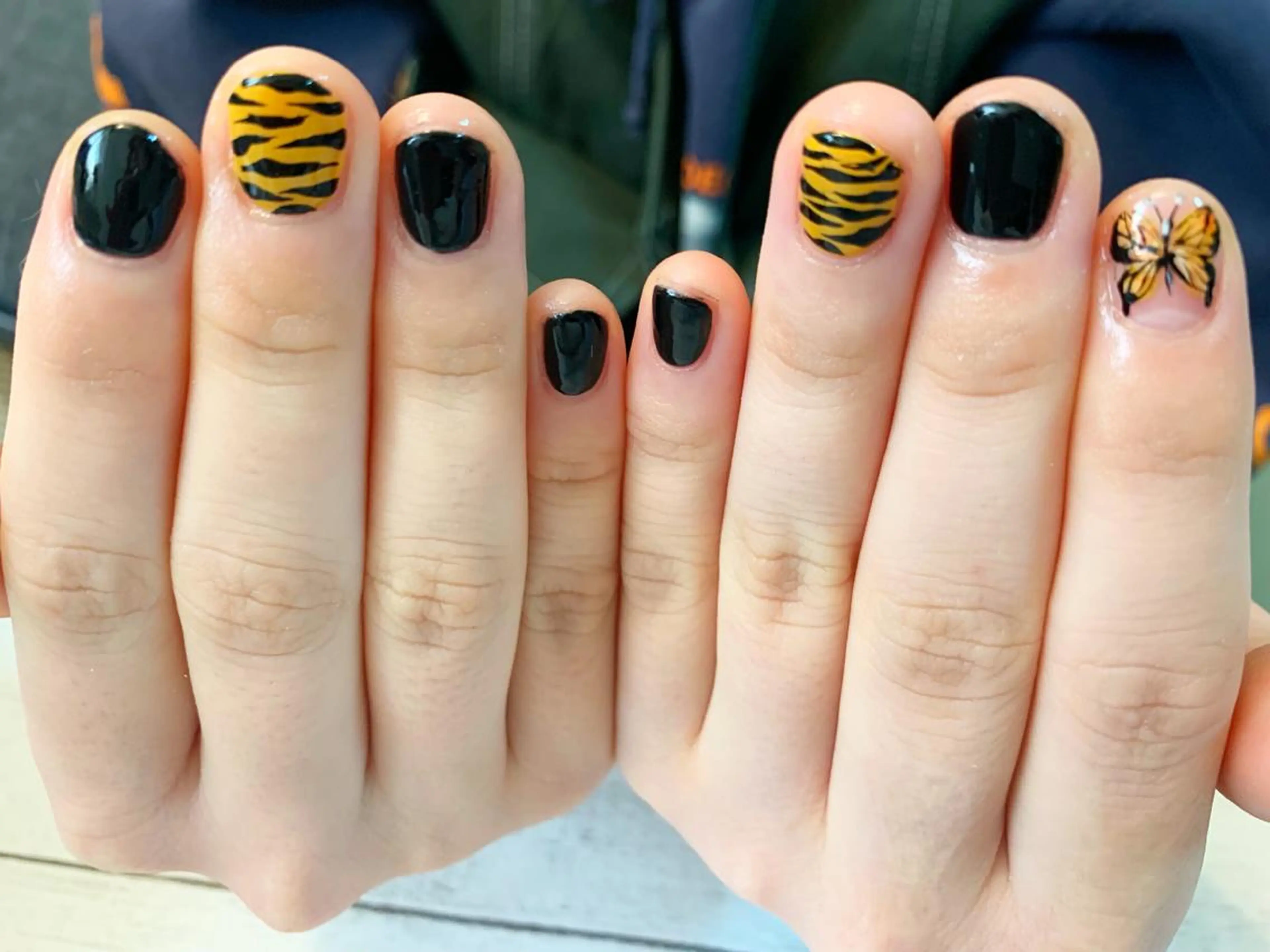 ネイル アートネイル ハンドネイル フットネイル GéRanium Harukaのネイルデザイン