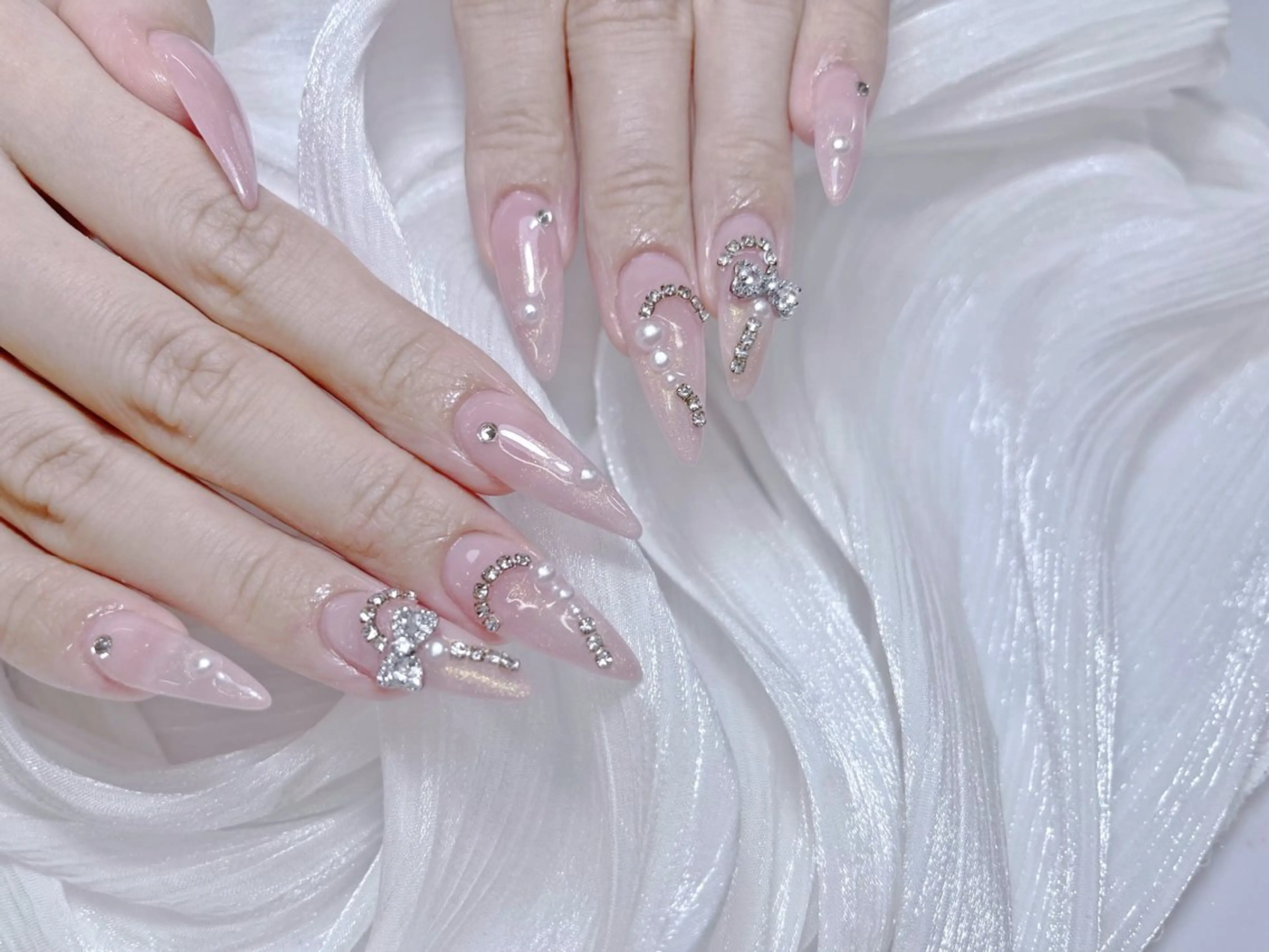 💅自爪ワンカラー➕パーツつけ放題コース【初回オフ無料】の写真