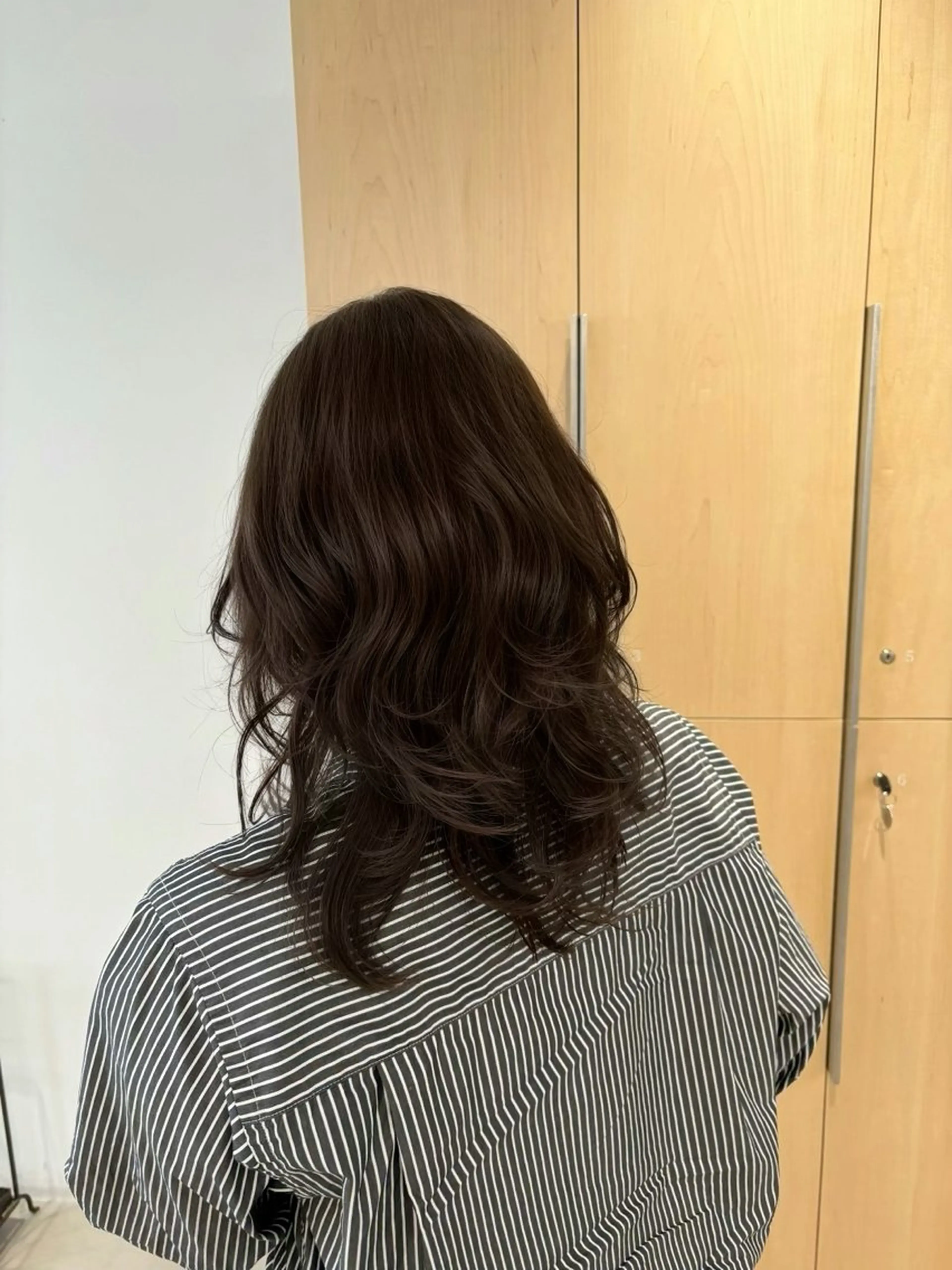 ミディアム カラー レピア恵比寿駅前店所属・あくつ りおのマツエク・マツパデザイン