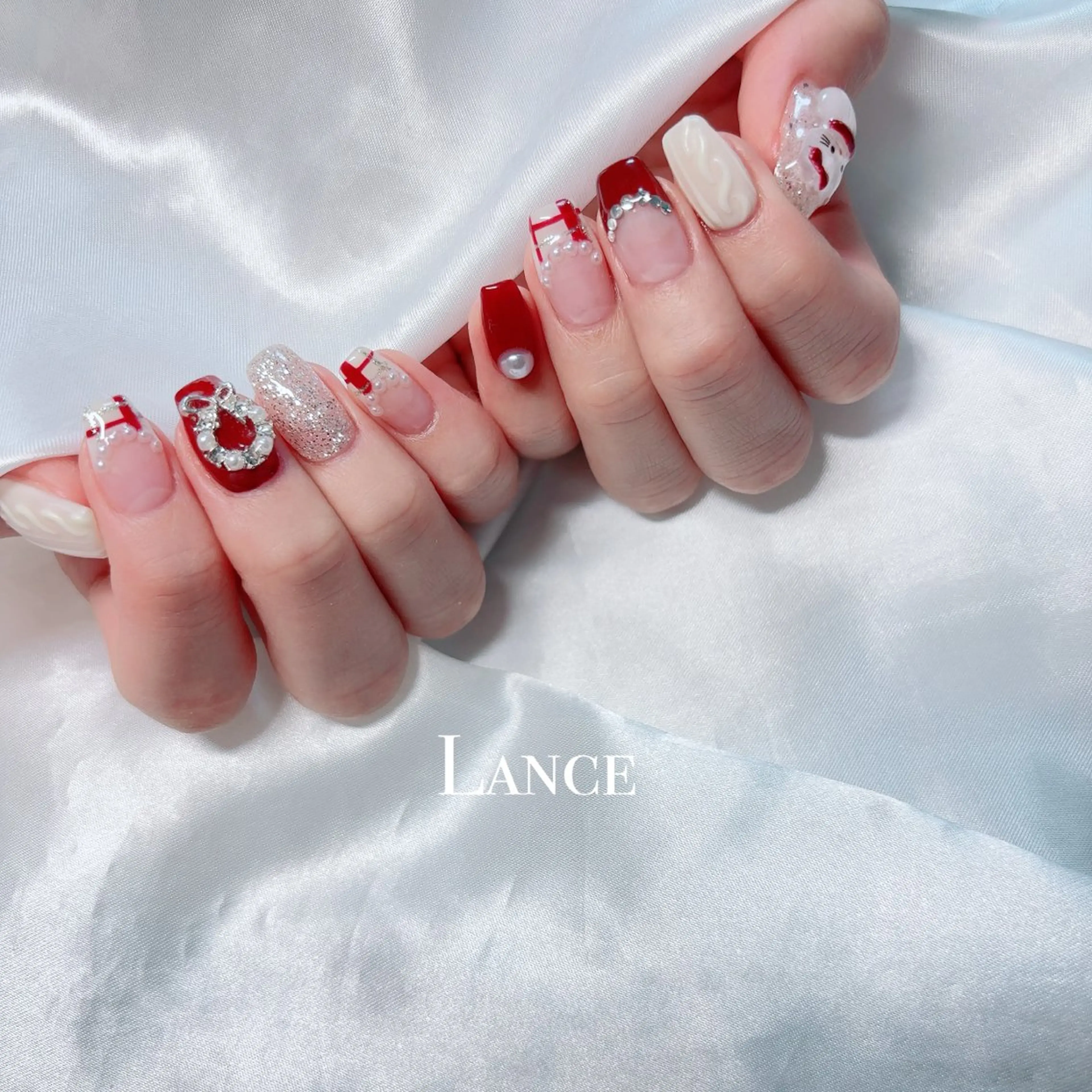 ネイル オーロラネイル フットネイル キラキラネイル 韓国ネイル マグネットネイル ハンドネイル Lance nailのネイルデザイン