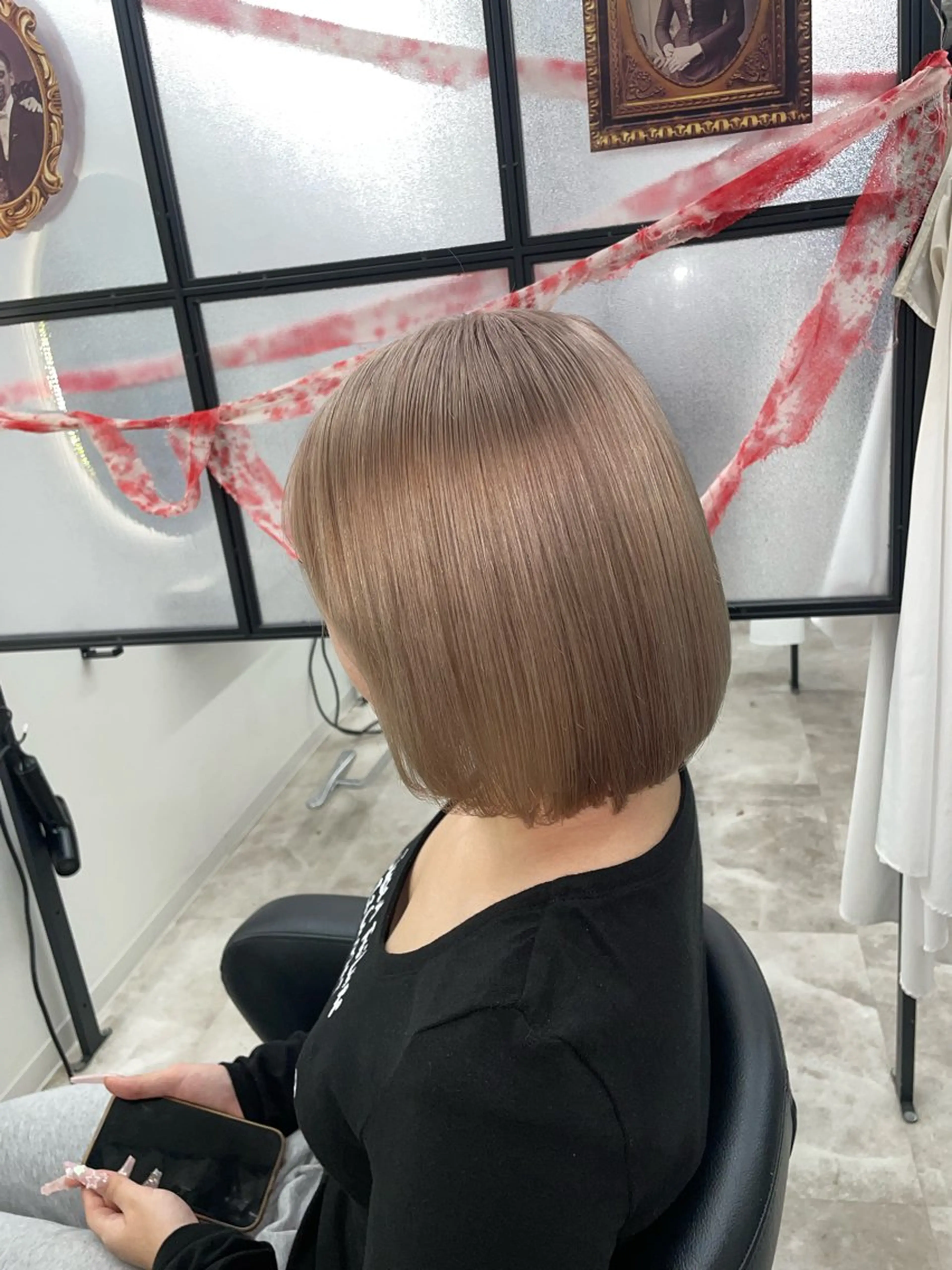 ⭐️期間限定17時30分以降⭐️ リタッチブリーチ(肩につくくらいの長さの方まで)➕全体ワンカラー➕保湿トリートメントの写真