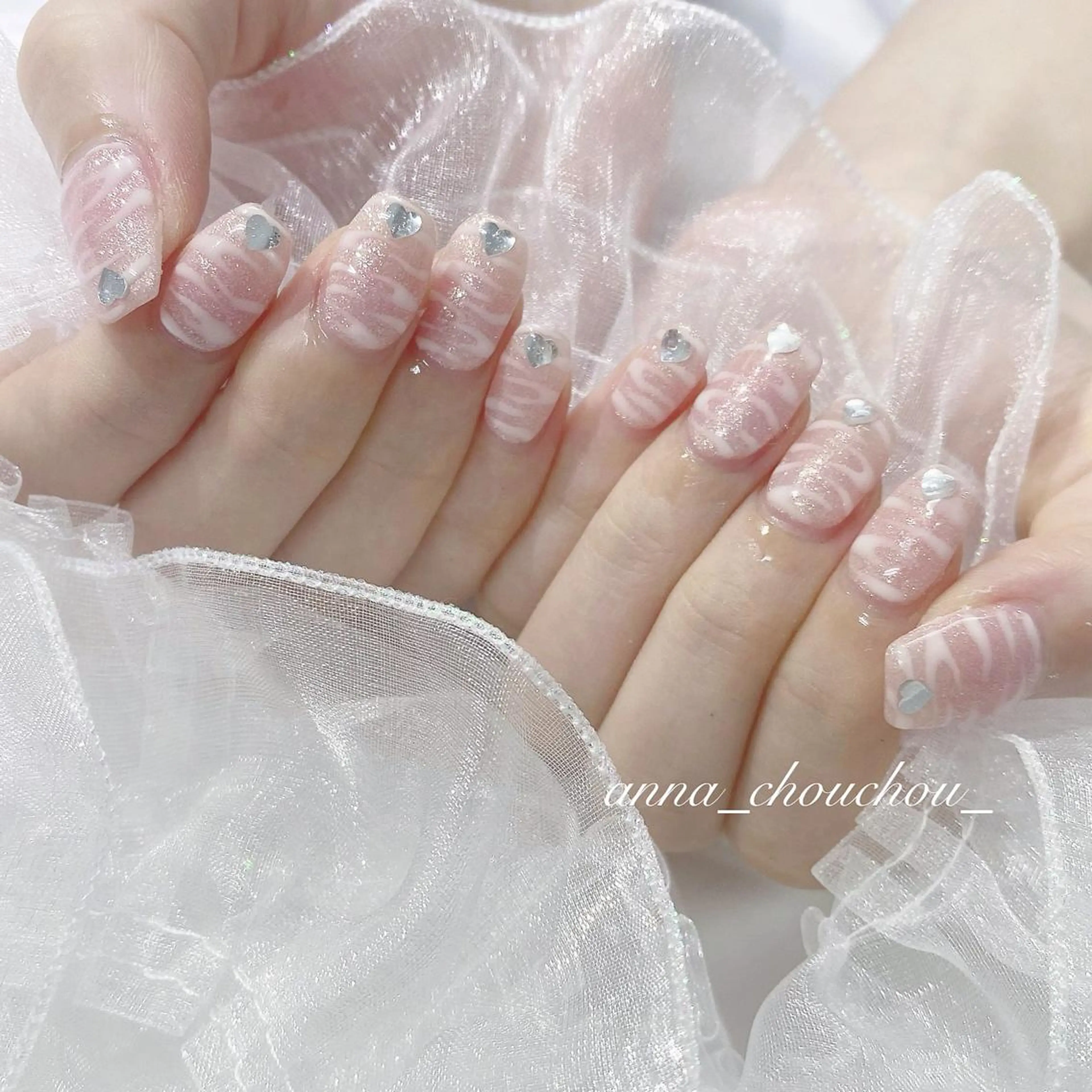 ネイル アニマル柄 キラキラネイル Anna Sano⭐️のネイルデザイン