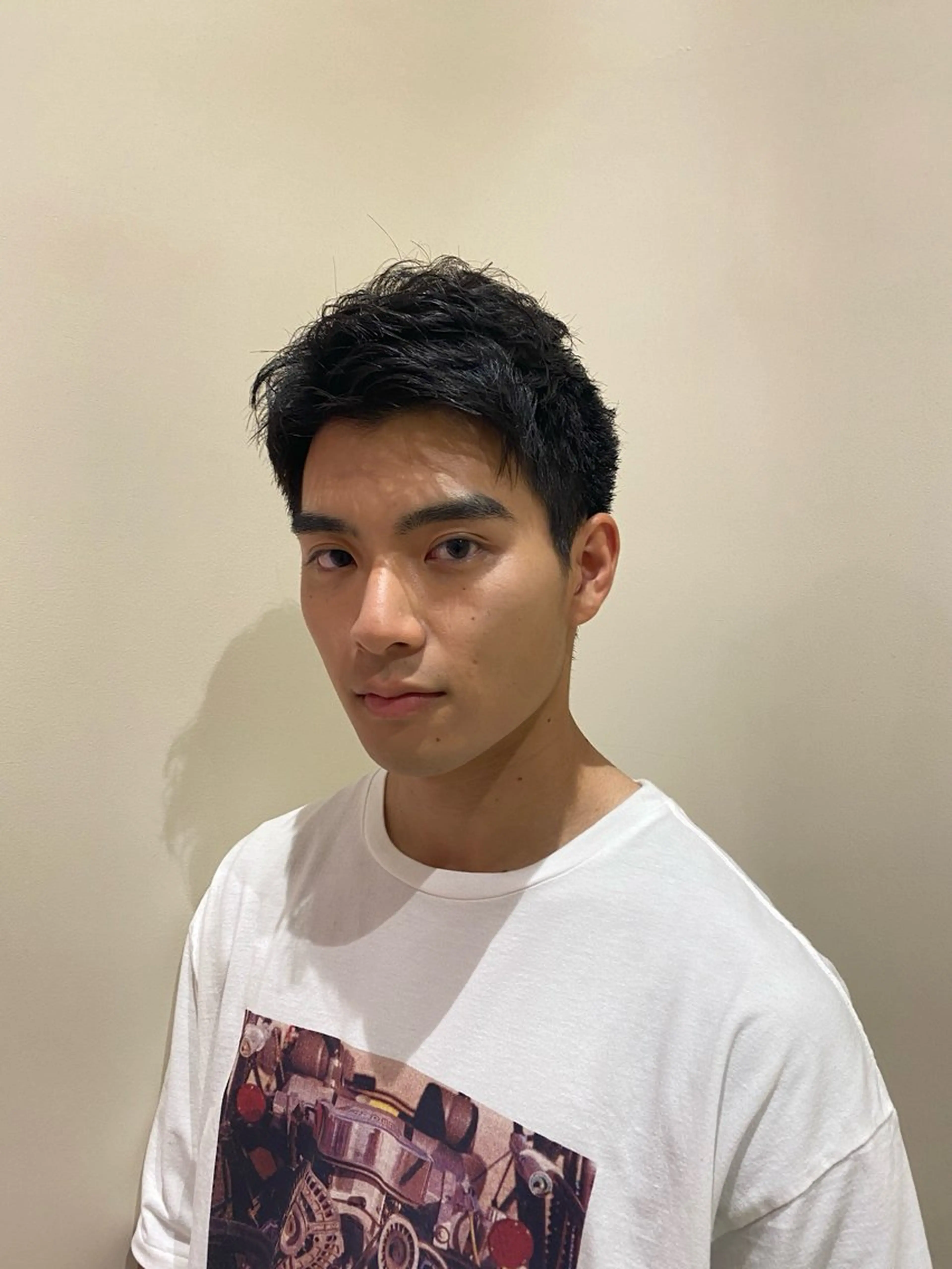 ショート メンズ 韓国ヘア/髪質改善/ レイヤー/ブラウンのヘアスタイル