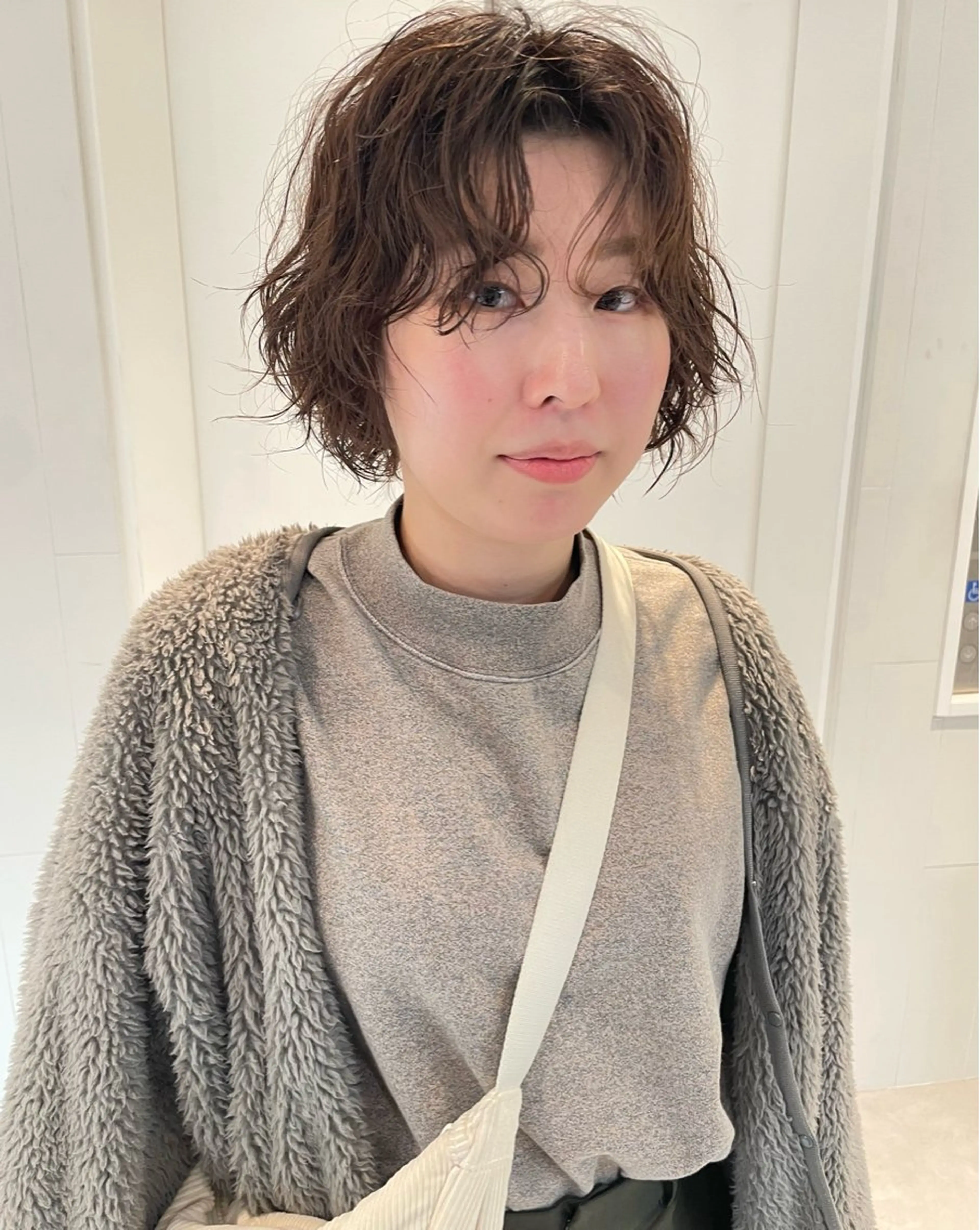 ショート パーマ 瓜谷 亮磨のヘアスタイル