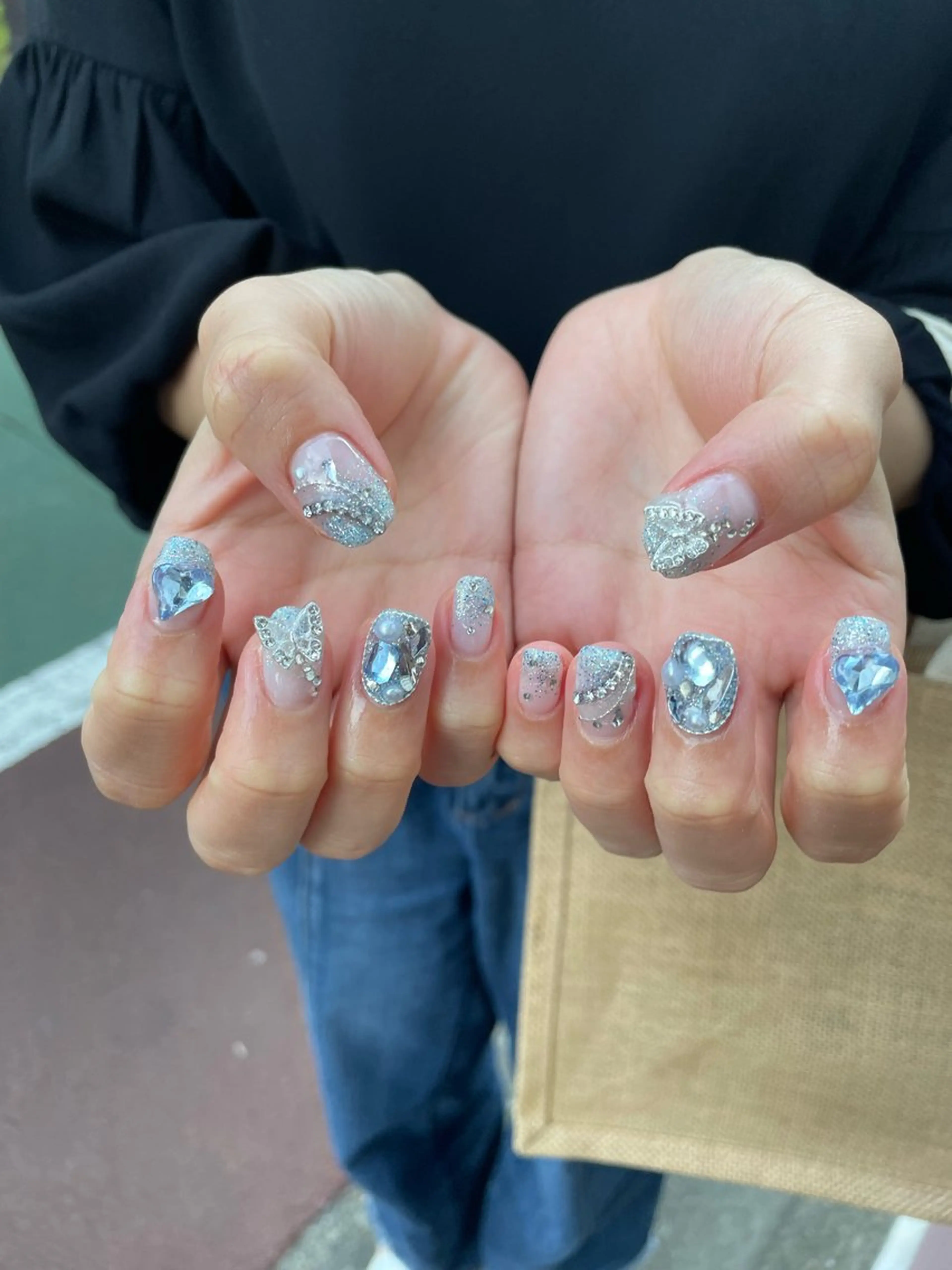 ネイル ハンドネイル ハンドケア R'well所属・はばすみれ🎀ﾈｲﾙ 光ﾌｪｲｼｬﾙ ﾍｱのネイルデザイン