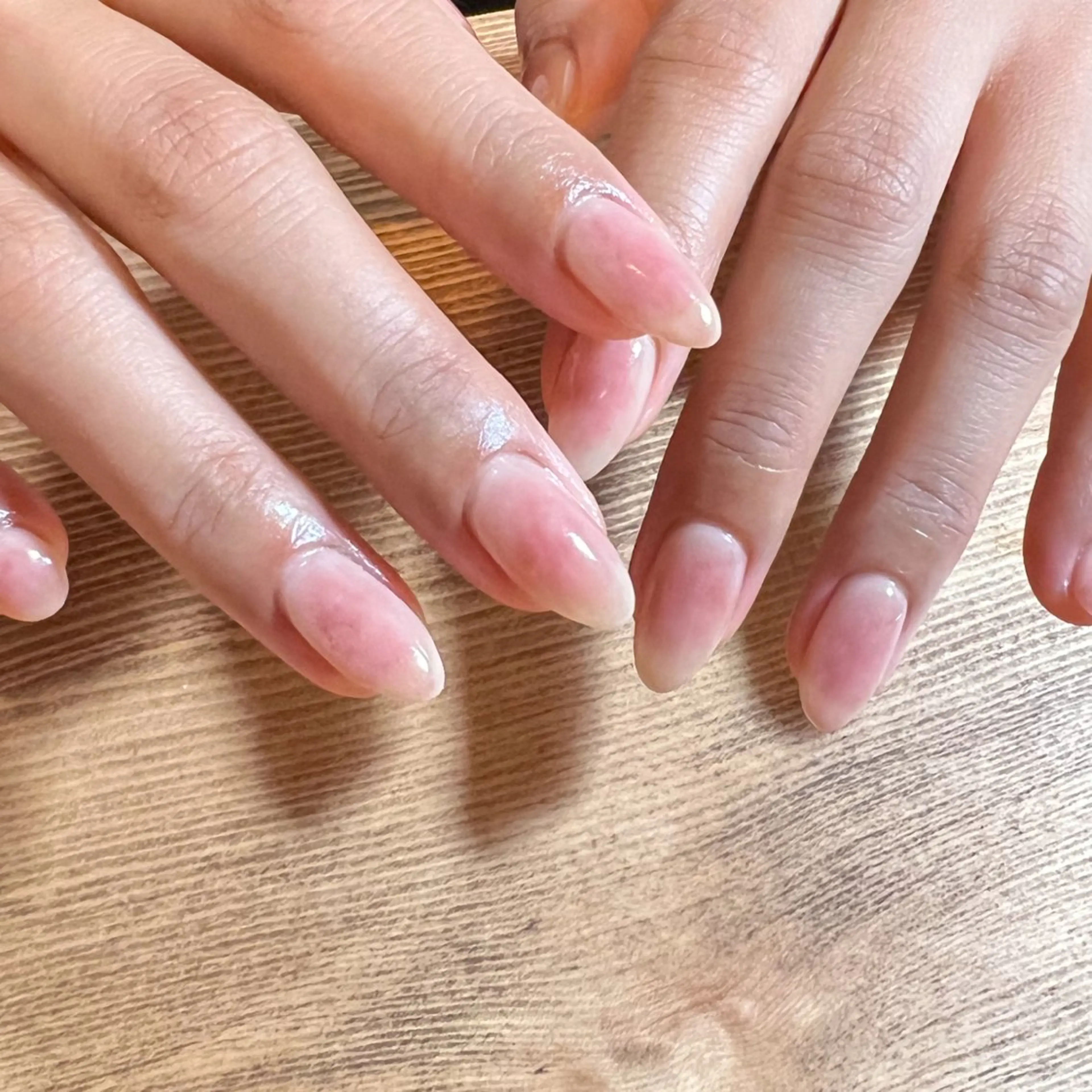 ネイル シンプルネイル pointillé .ayaのネイルデザイン