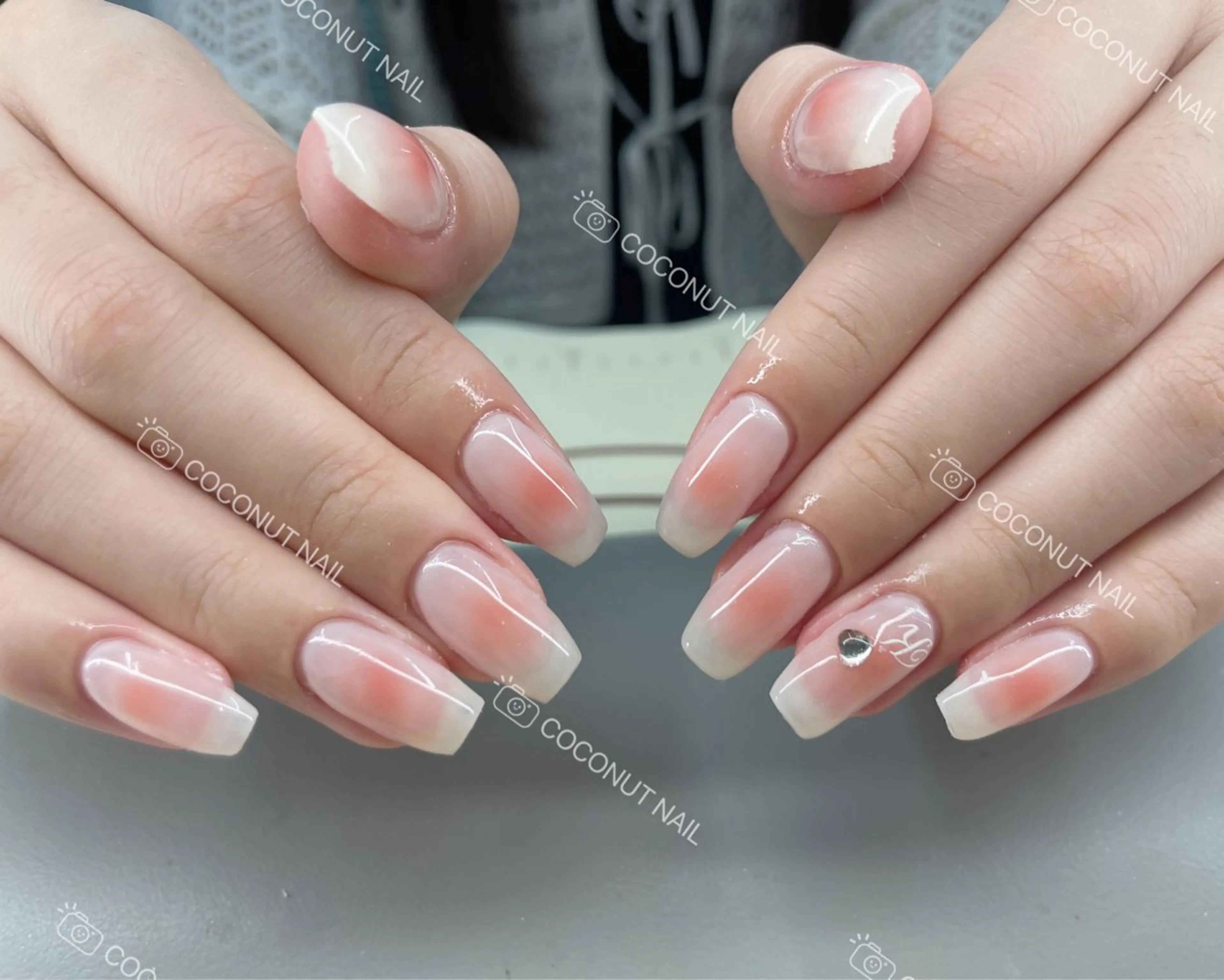 ネイル ハンドネイル 神田 ココナッツのネイルデザイン