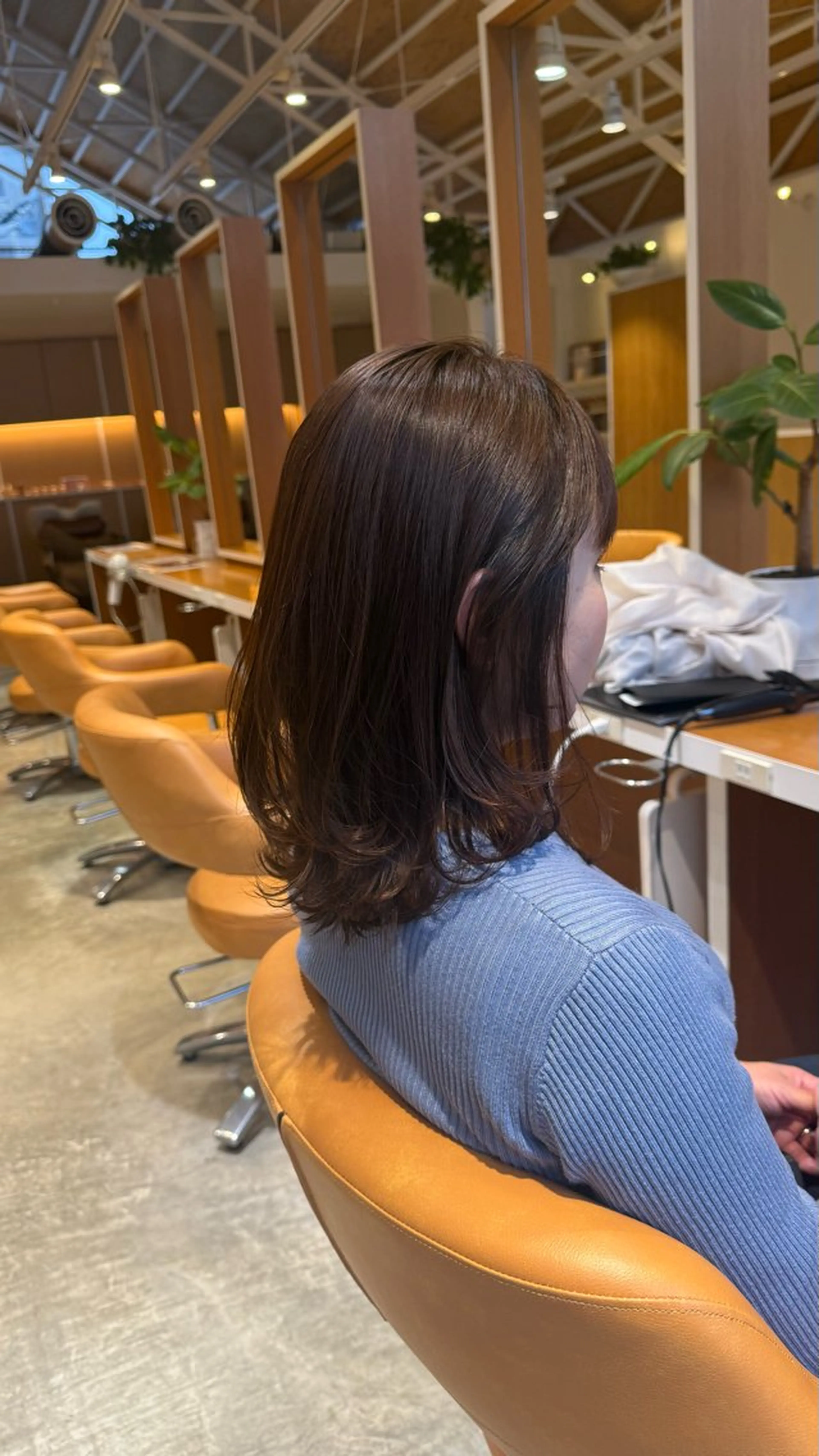 ミディアム 中野 百乃華のヘアスタイル