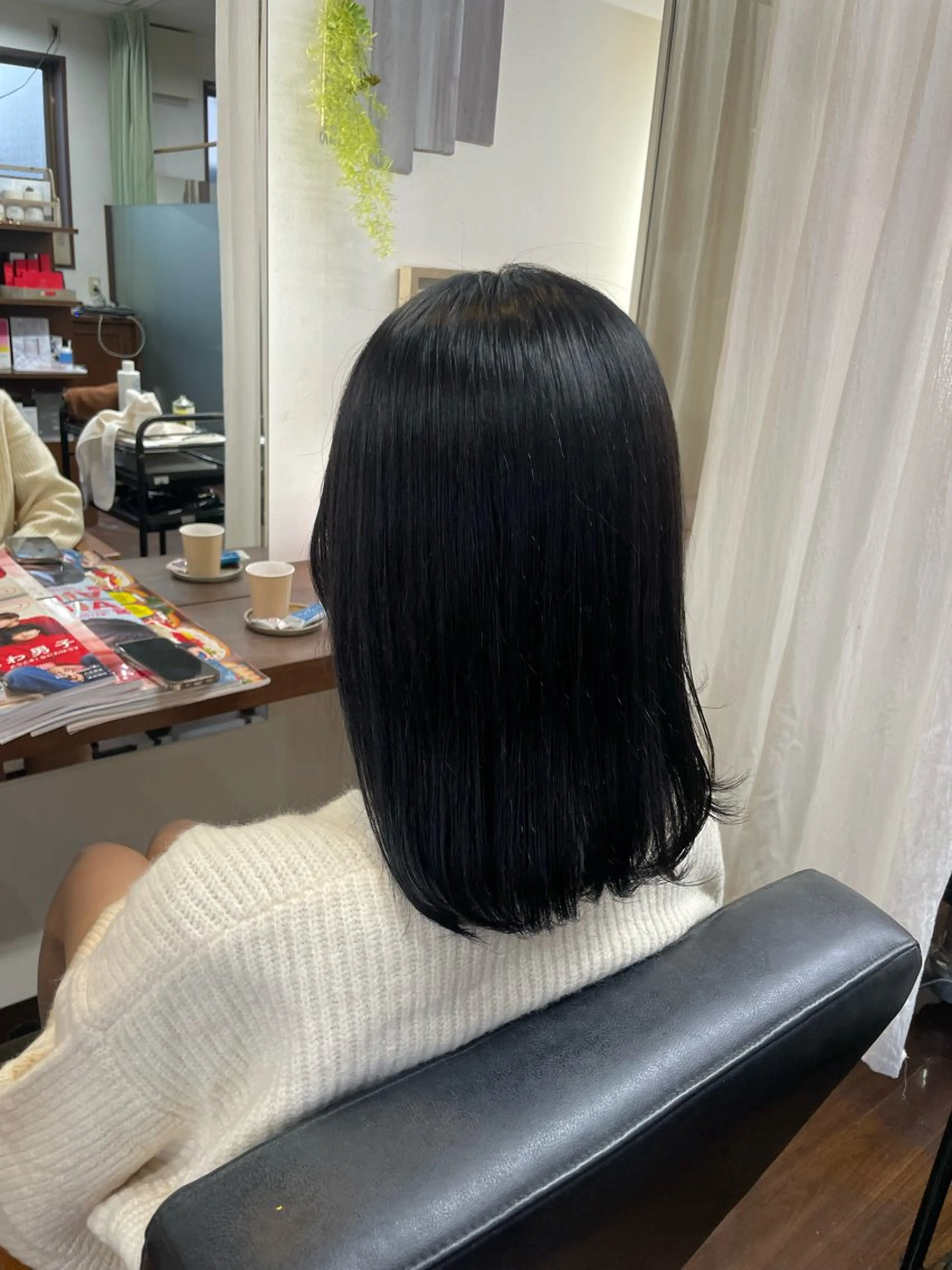 ミディアム Amour【アムール】所属・voler[ヴォレ] moekaのヘアスタイル