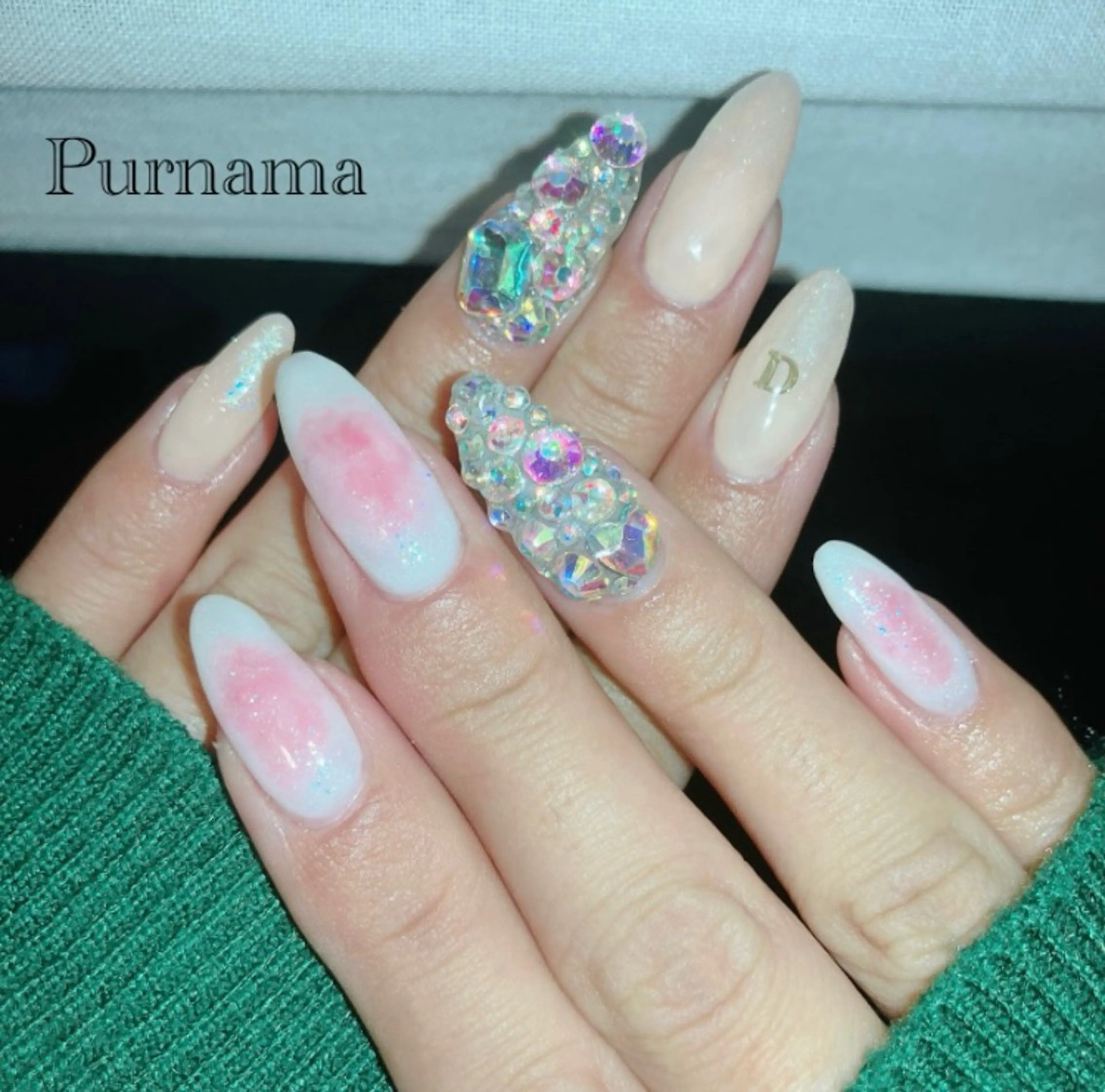 ネイル チークネイル Purnama(ﾌﾟﾙﾅﾓ)所属・Purnama あきのネイルデザイン