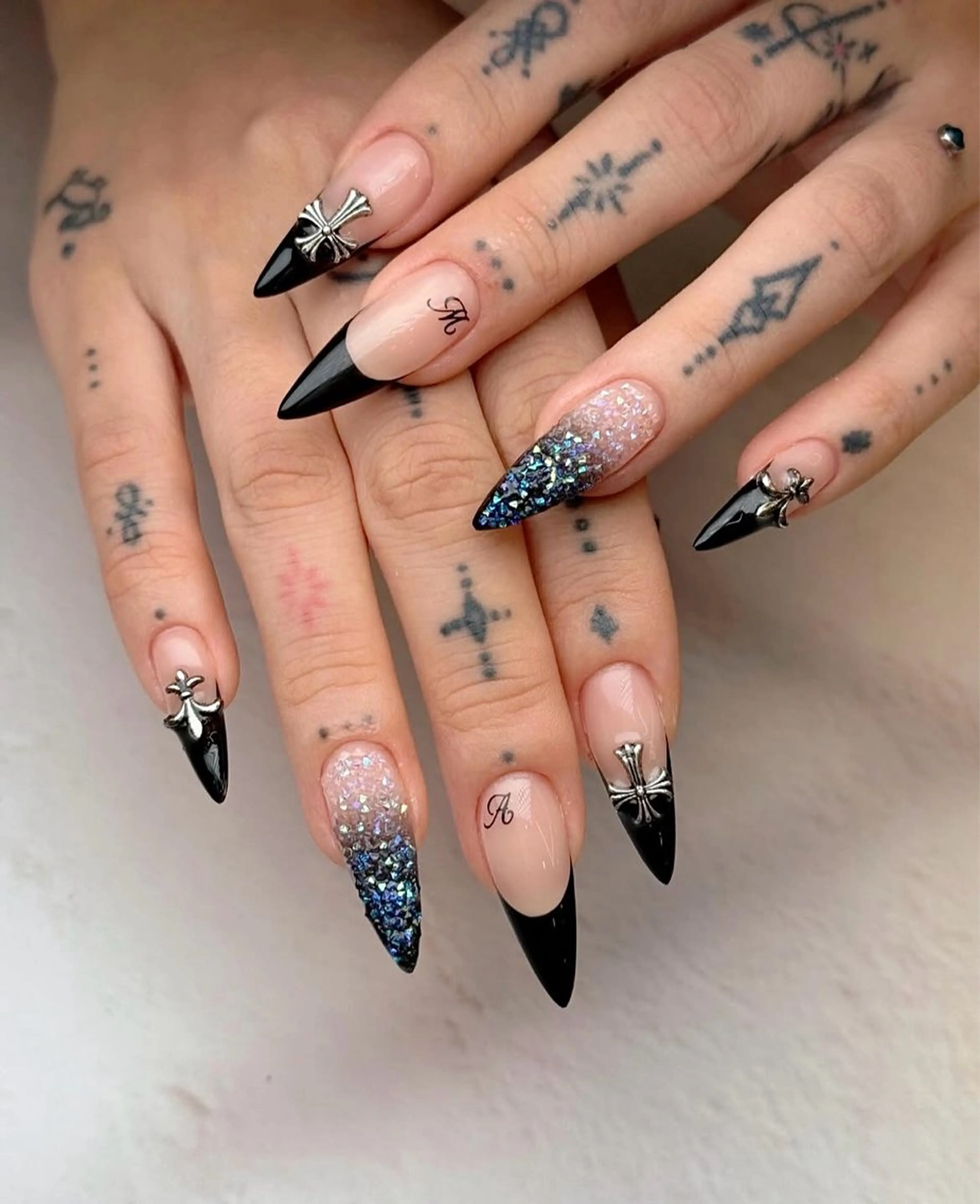 ネイル アートネイル フレンチネイル ジェルネイル 韓国ネイル ミラーネイル Rin Nail 新大久保店のネイルデザイン